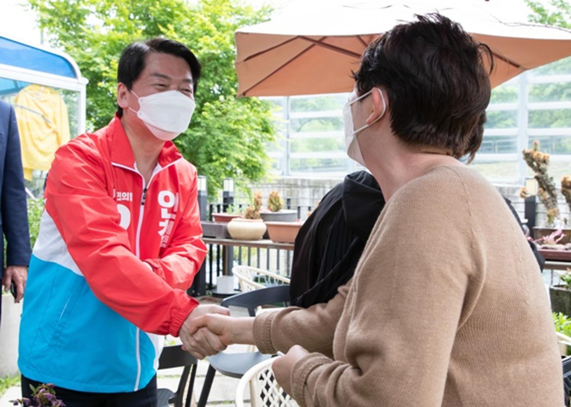 "권력형 성범죄의 소굴"… 안철수, 보궐선거 유세서 민주당에 수위 높은 비난