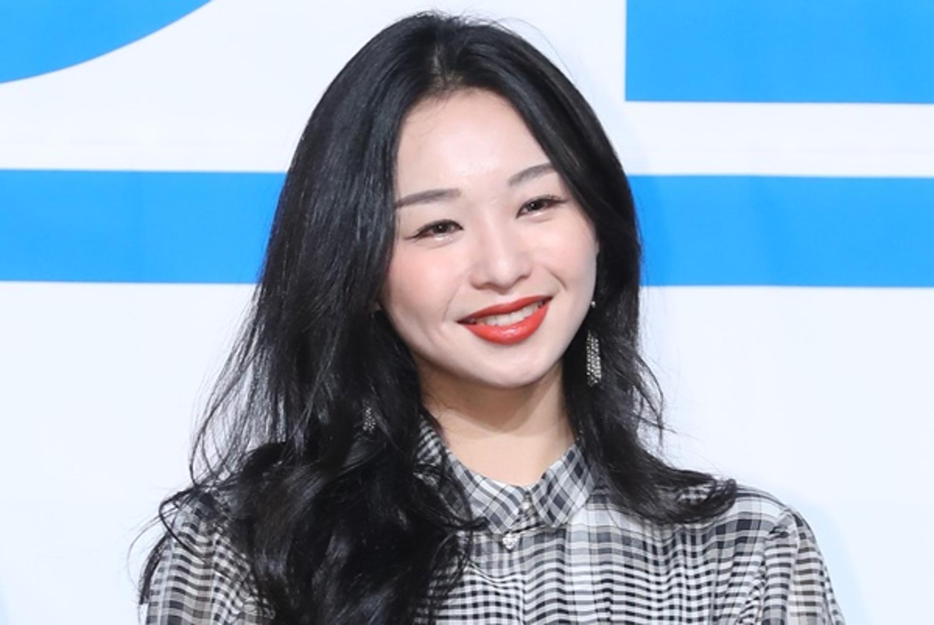 '싱어게인2' 신유미 결혼… '5월의 신부'된다