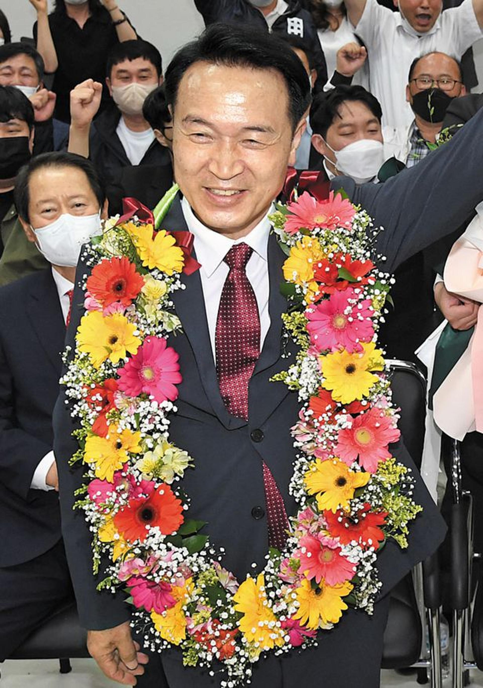 임태희 경기교육감 당선인 "자율·균형·미래지향적인 교육시대 열것"