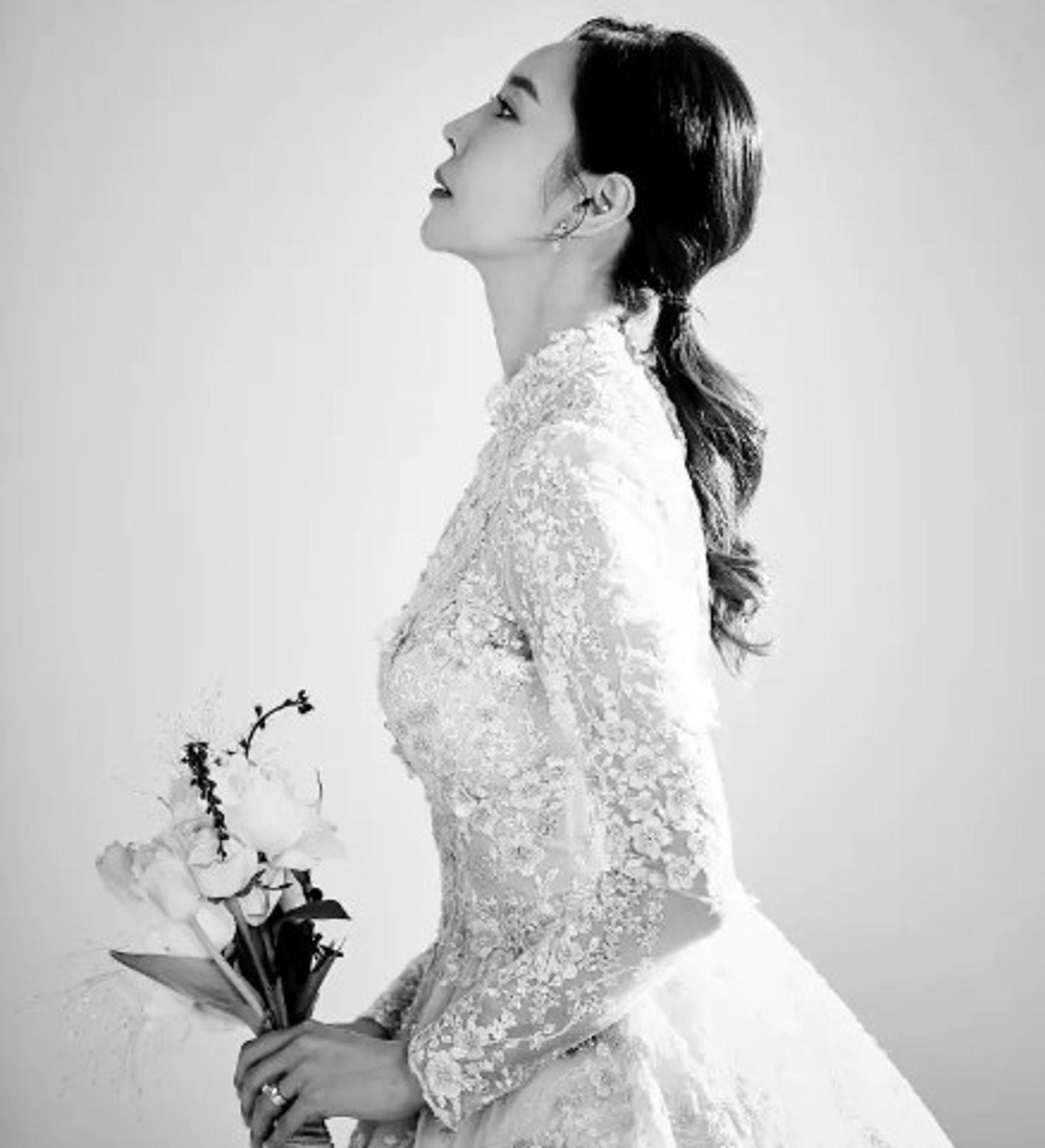 "둘 아닌 셋이 입장" … 결혼 앞둔 서영, 임신 겹경사