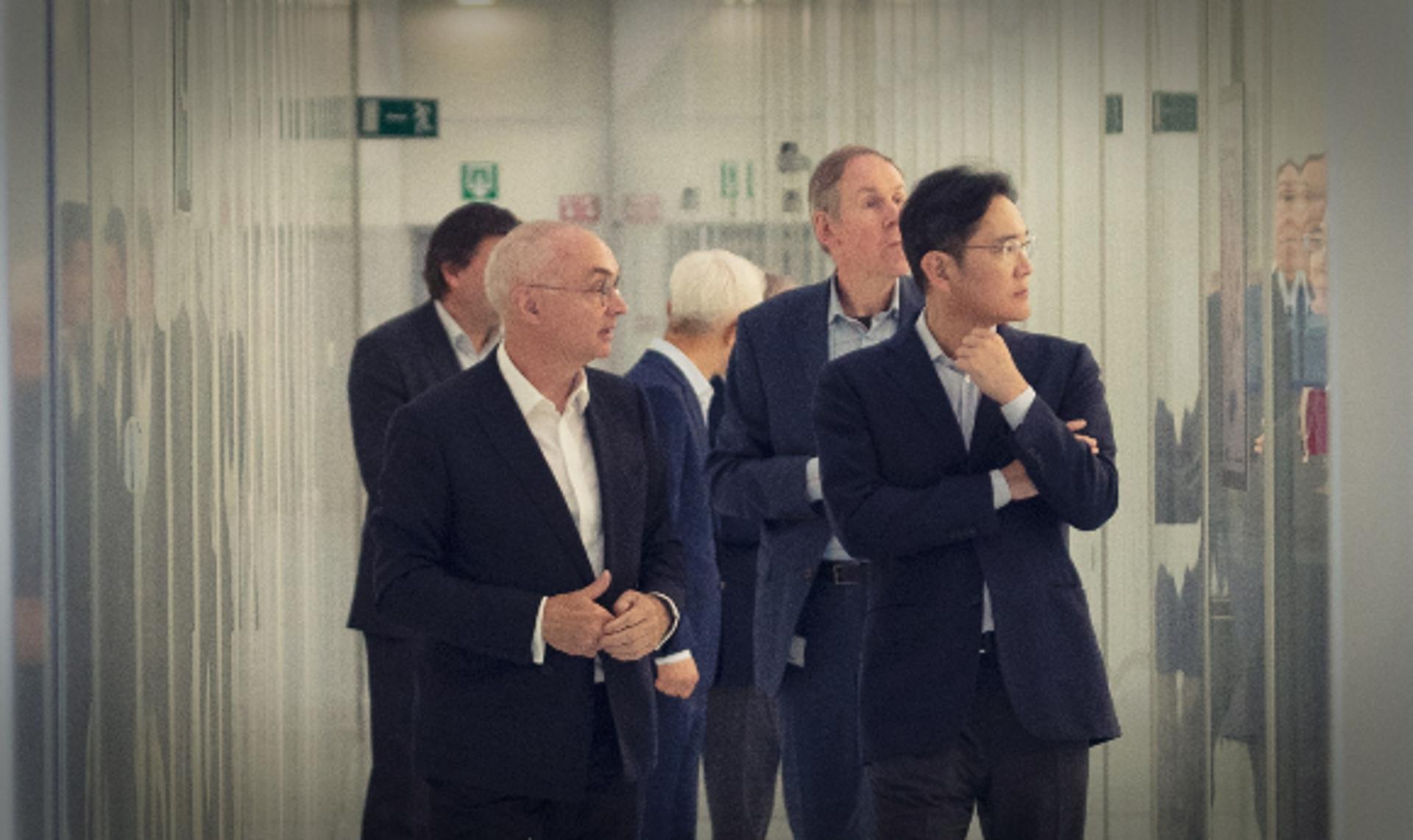 이재용, 유럽 최대 반도체연구소 imec 방문… 미래사업 신기술 논의