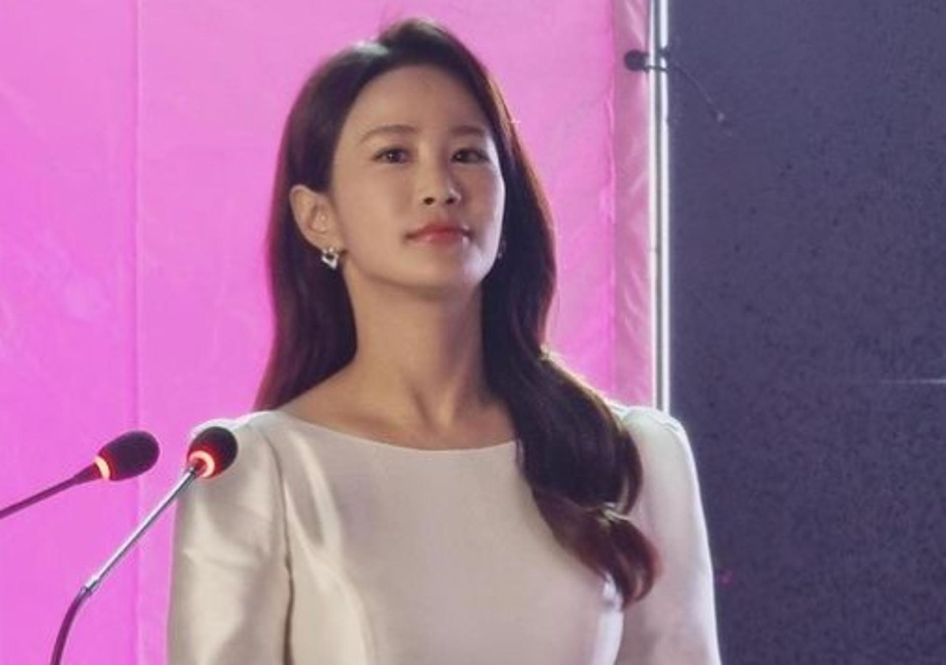 "희한한 소문, 스트레스"… '김준호♥' 김지민 해명을?