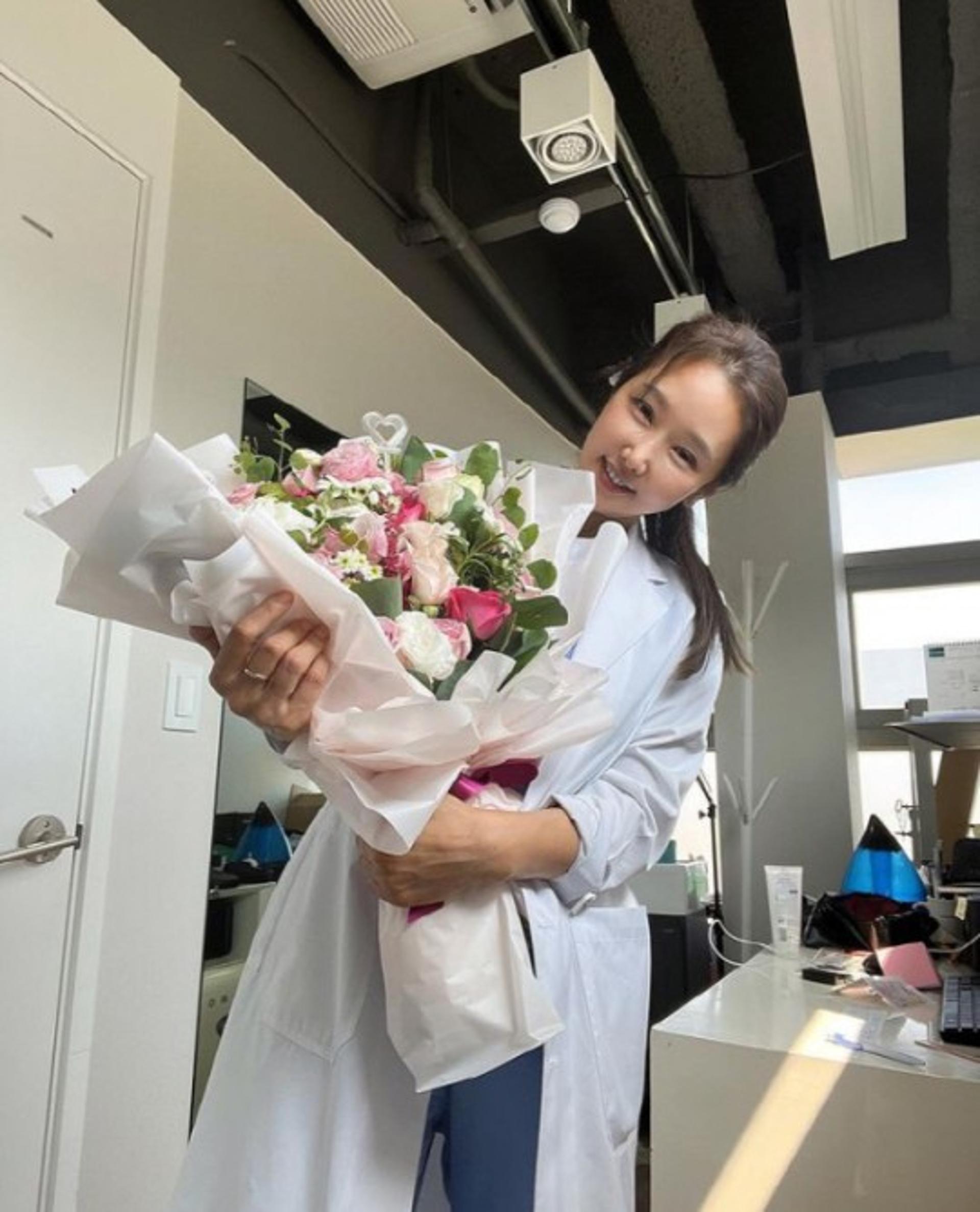 "좋은 거구나 시집가는 거"… 치과의사 이수진, 3번째 결혼?