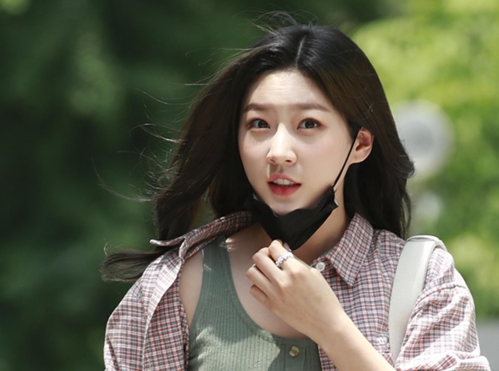 '음주운전 50일 만' 김새론 검찰 송치… 동승자는 방조죄
