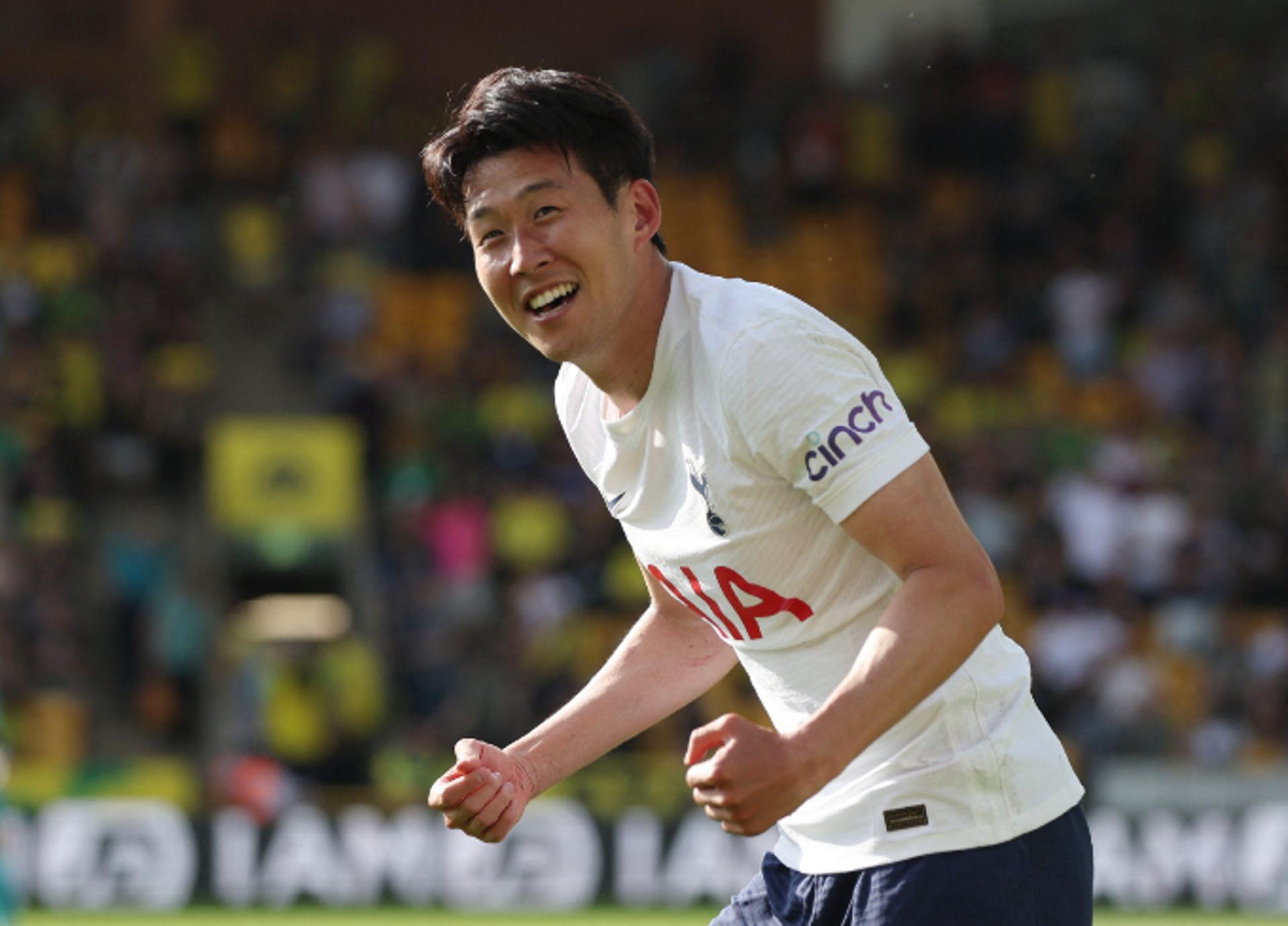 "손흥민은 다음시즌도 EPL 득점왕 후보"… 전설들의 릴리에 칭찬