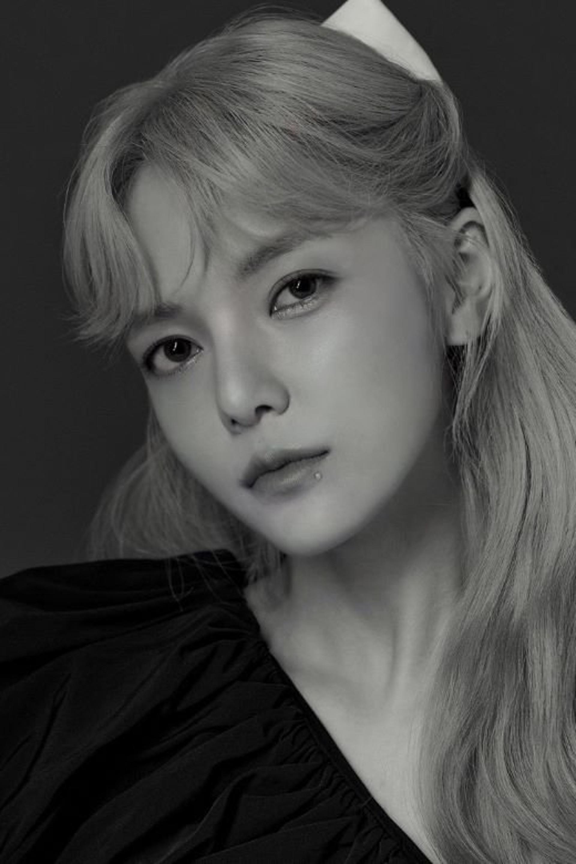 '활동재개' 신지민 "조심스럽지만 한발씩 나아갈 것"