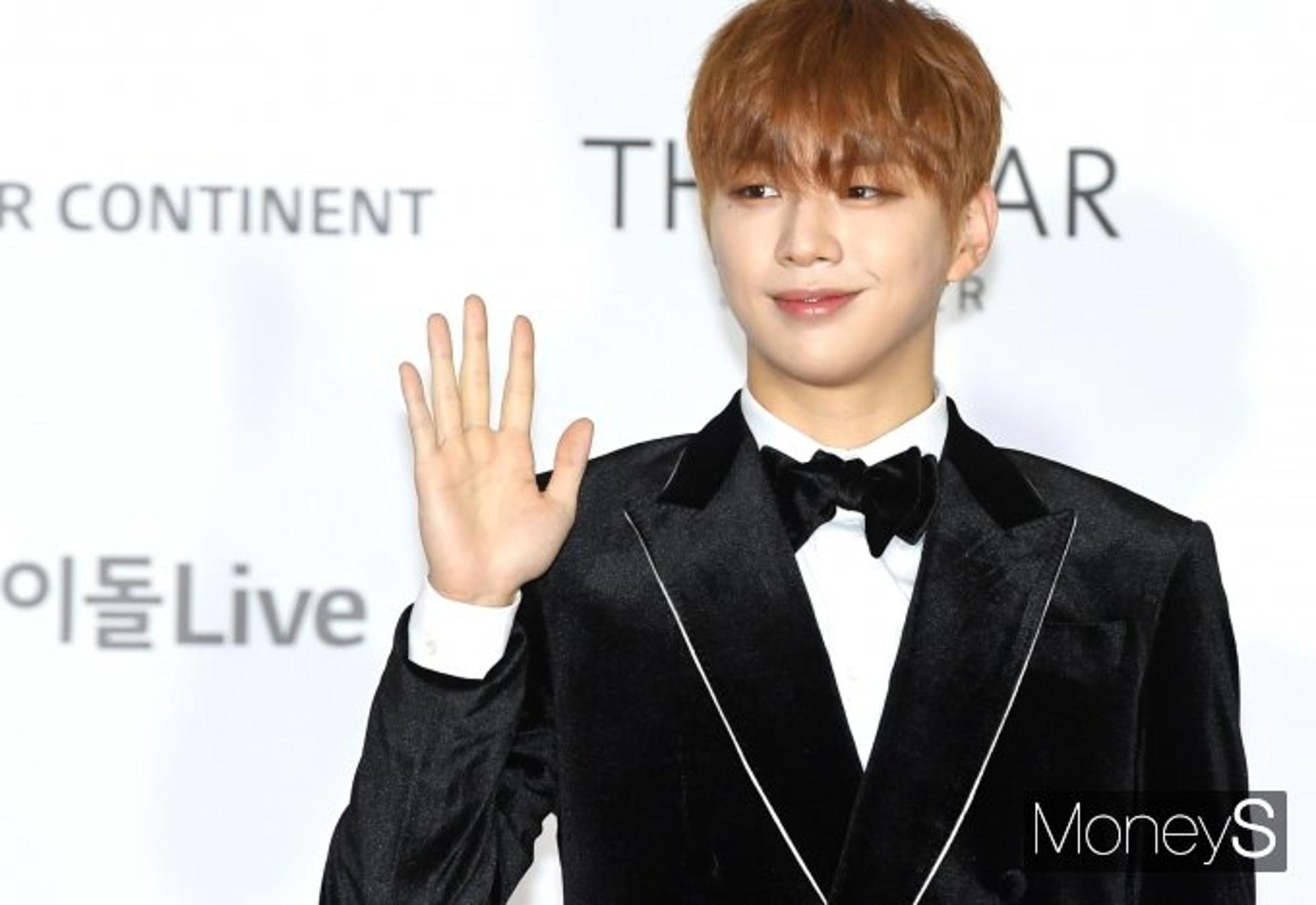 [전문] '기 빨렸다'던 강다니엘 "대응 방식 경솔했다"