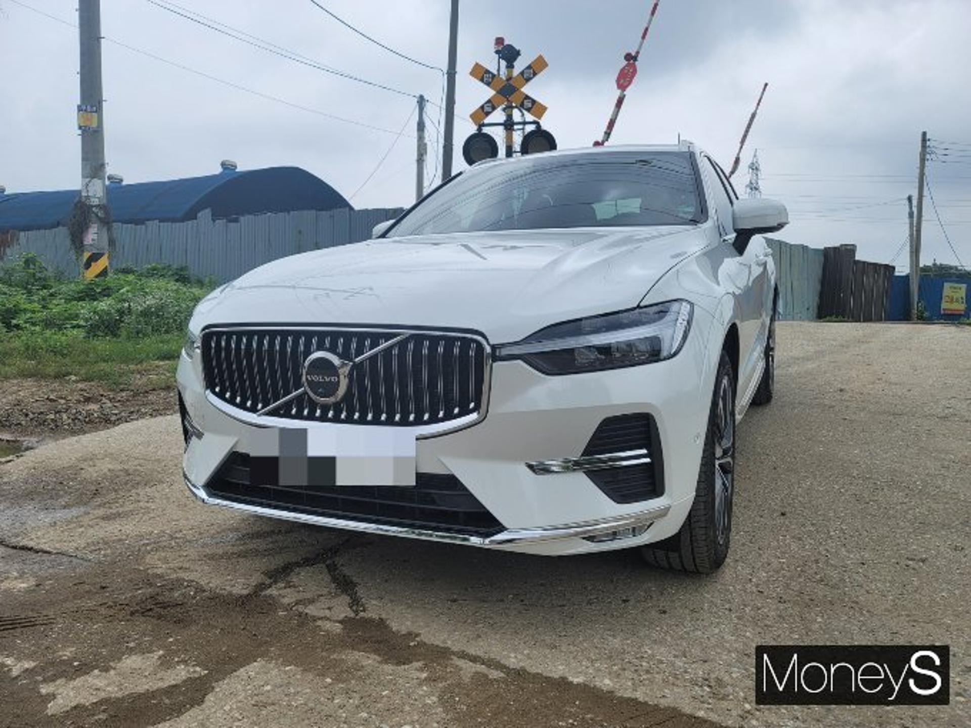 [시승기] 다재다능 SUV '볼보 XC60'…브레이크 소음 '옥에 티'
