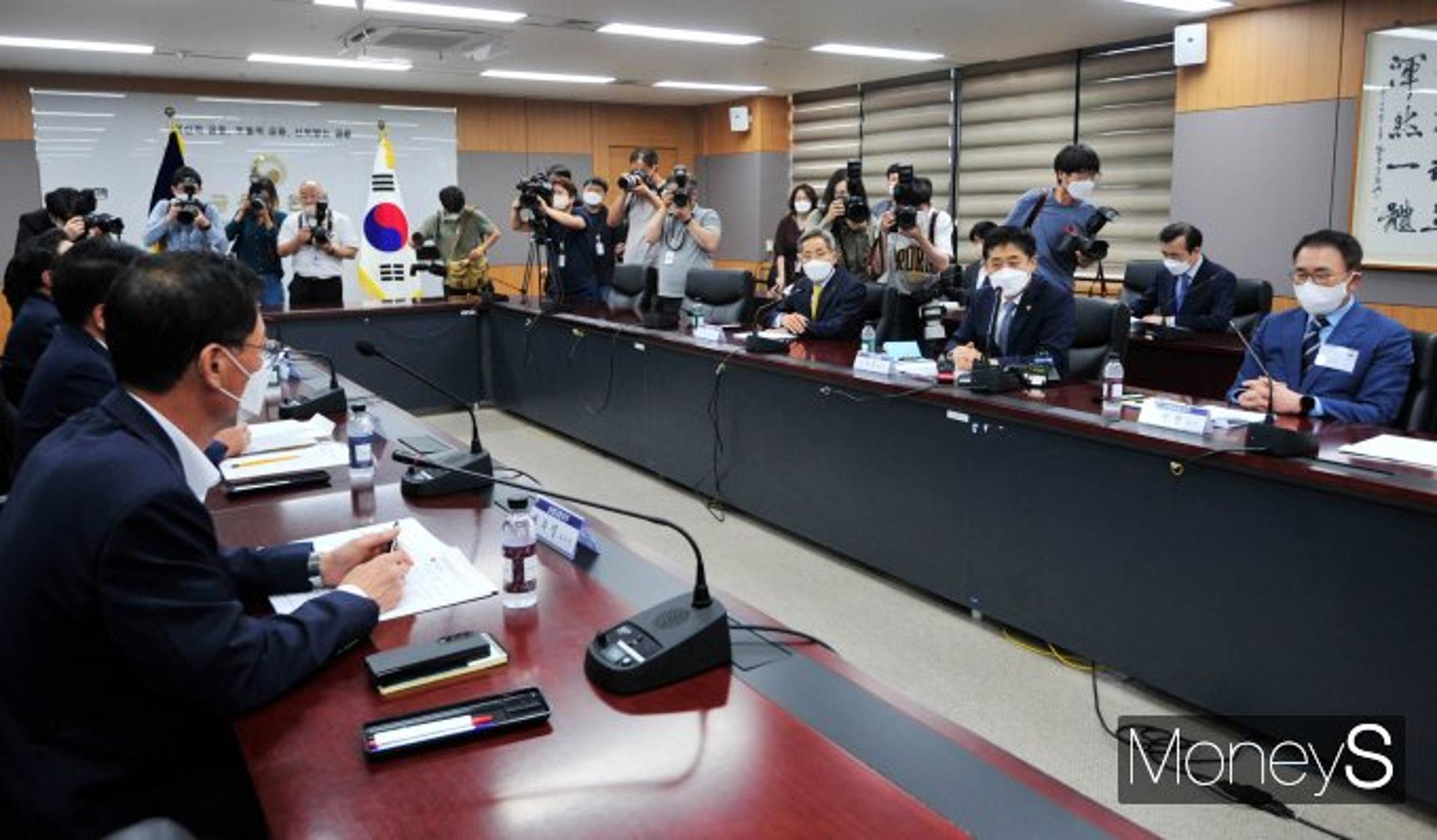 금융권 공통, 코로나 대출 만기연장 '가이드라인' 만든다