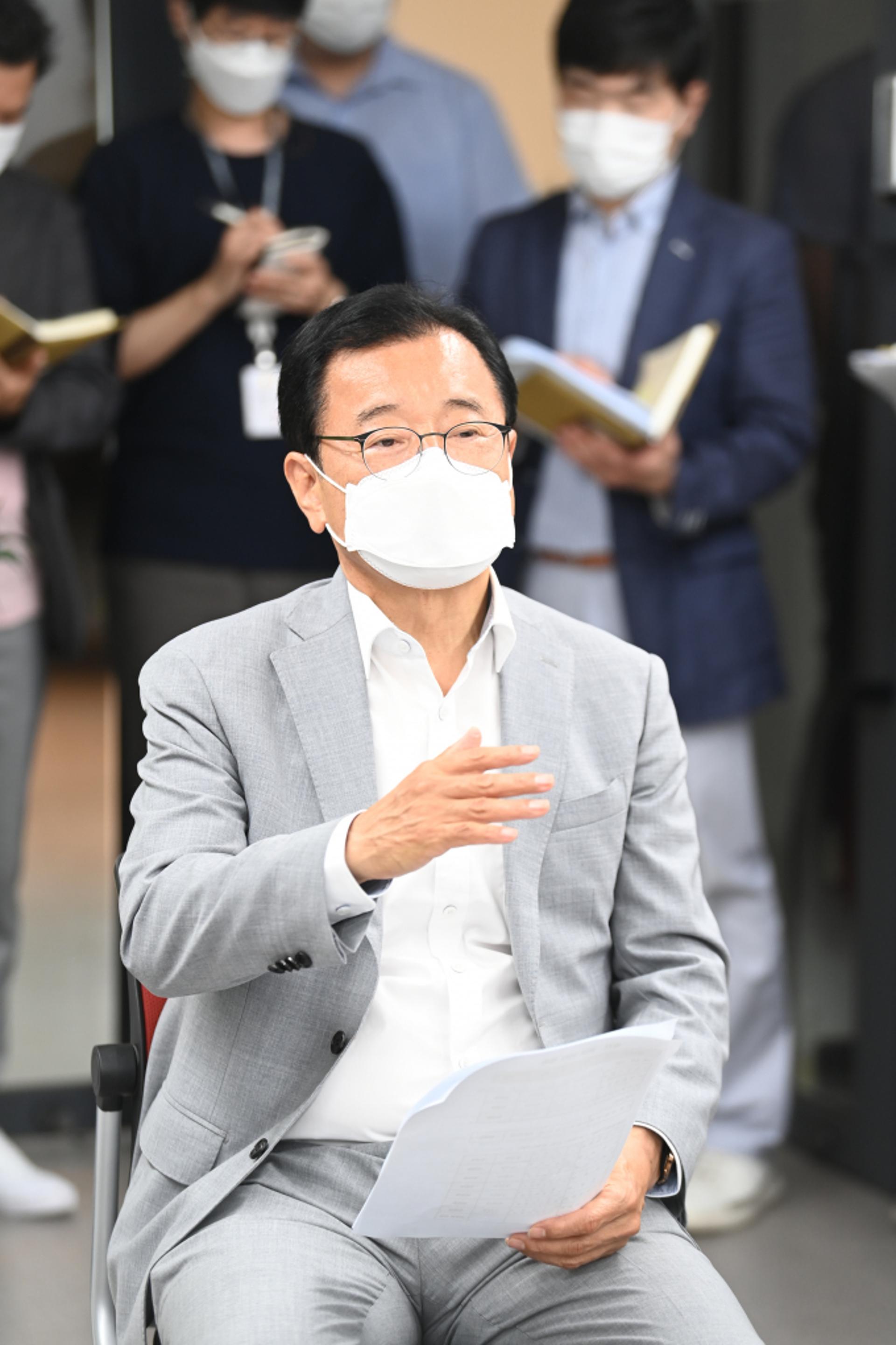 이현재 시장, 민선 8기 첫 승진인사…'일하는 조직'에 방점