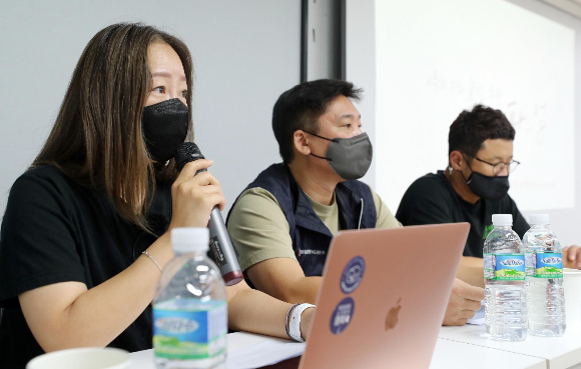 '그림자 노동' 인정해달라… 네이버 노조, 들고 일어났다