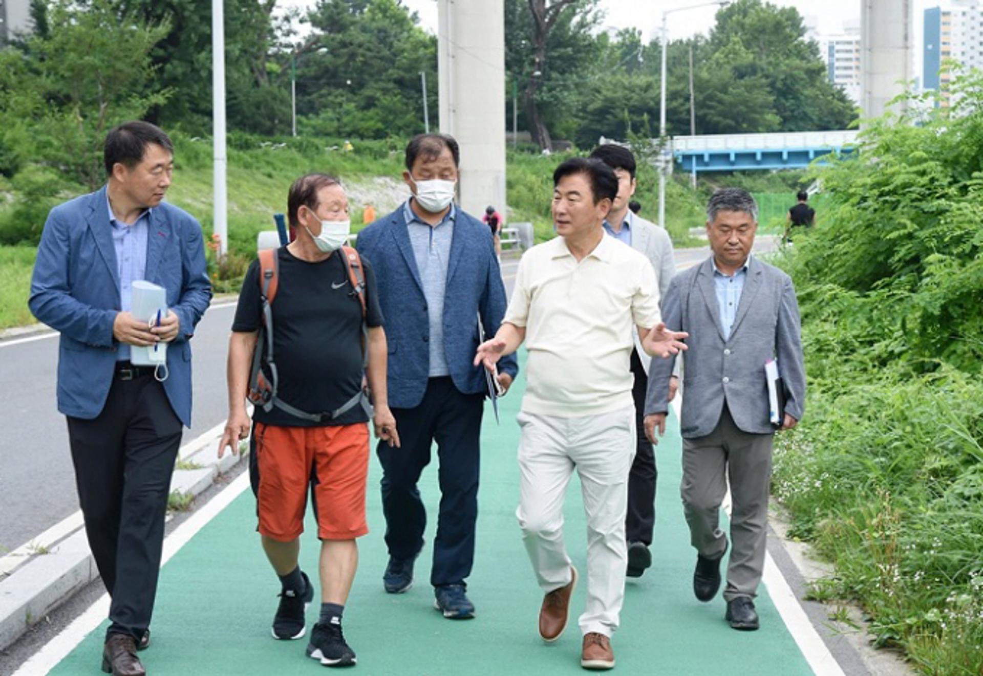 김동근 의정부시장, 이번에는 중랑천 로드 체킹