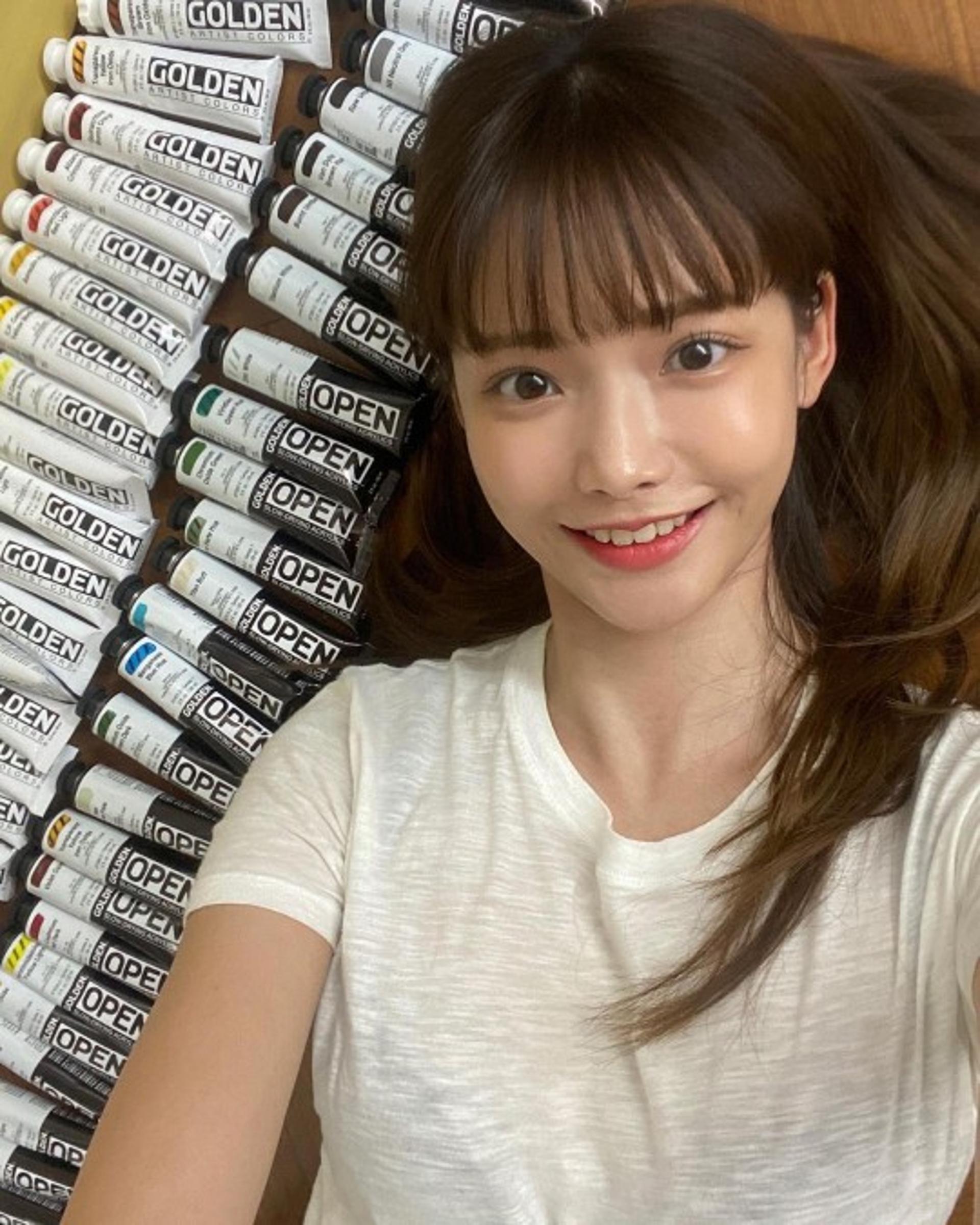 '은퇴설' 하연수, 얼굴 싹 고쳤다고?…"일본 활동 계획 있어"