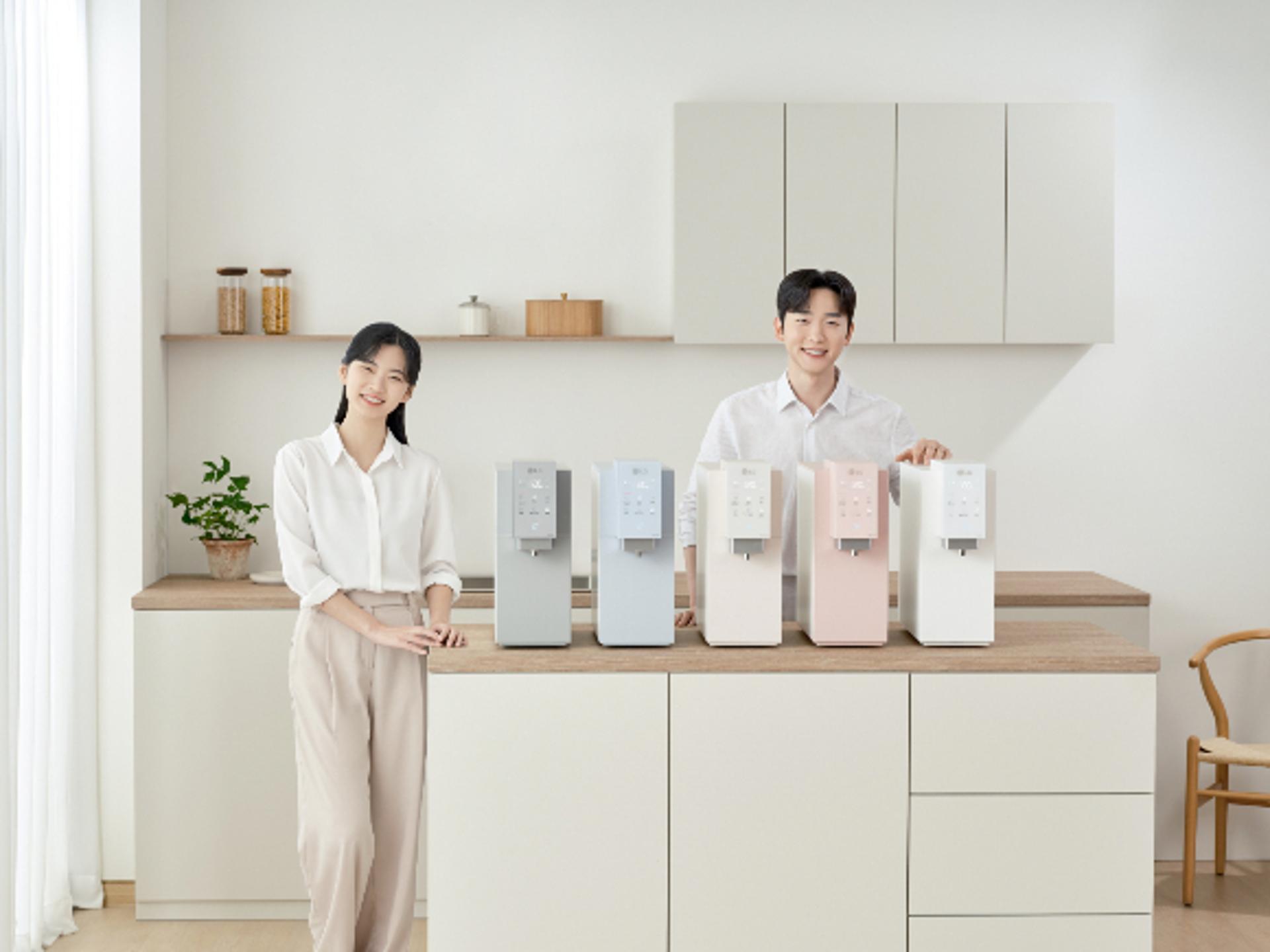 "냉수 550㎖ 줘"… LG전자, 음성인식 오브제컬렉션 정수기 출시