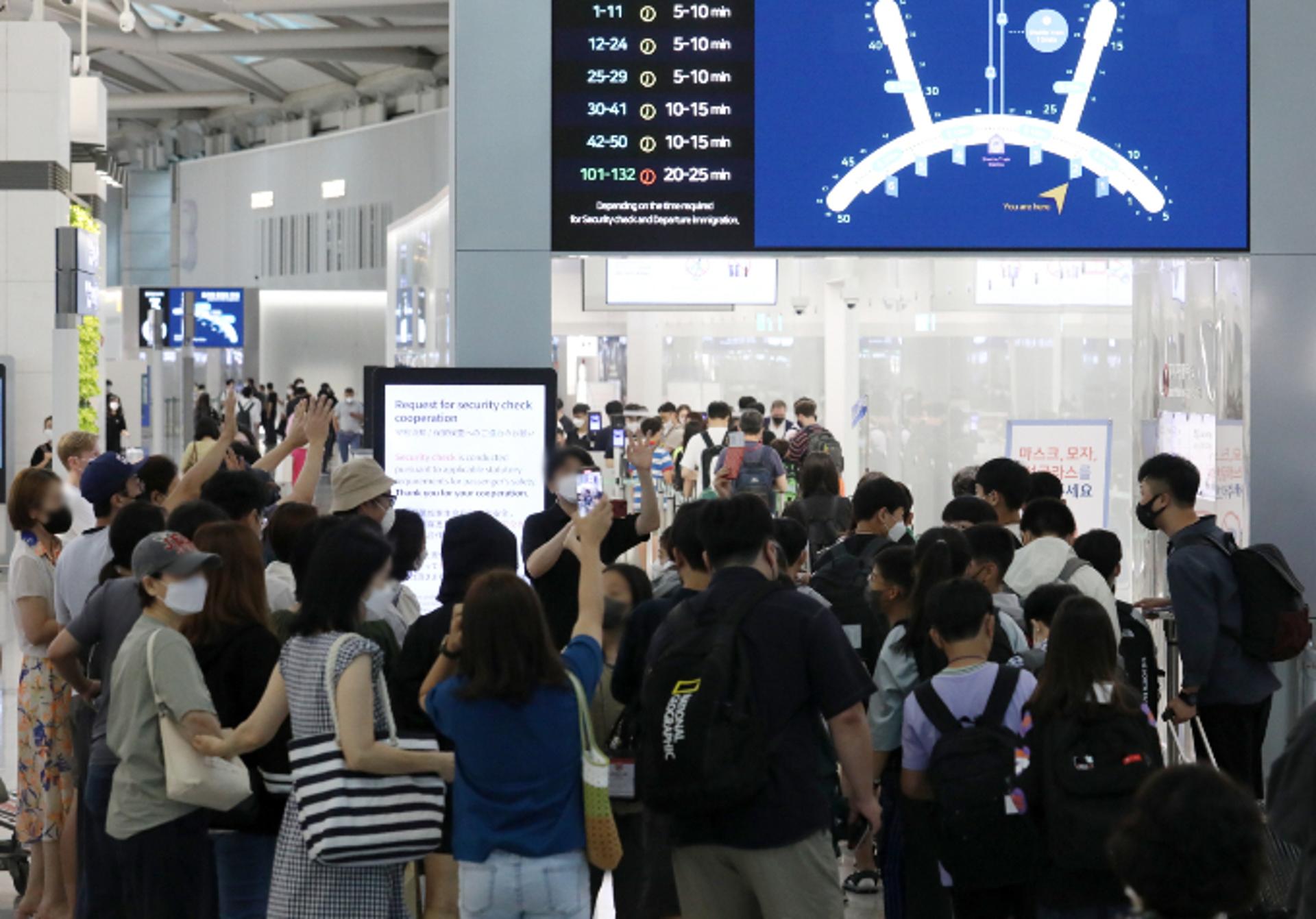 지난달 인천공항 이용객 174만명… 코로나 이전 30% 수준