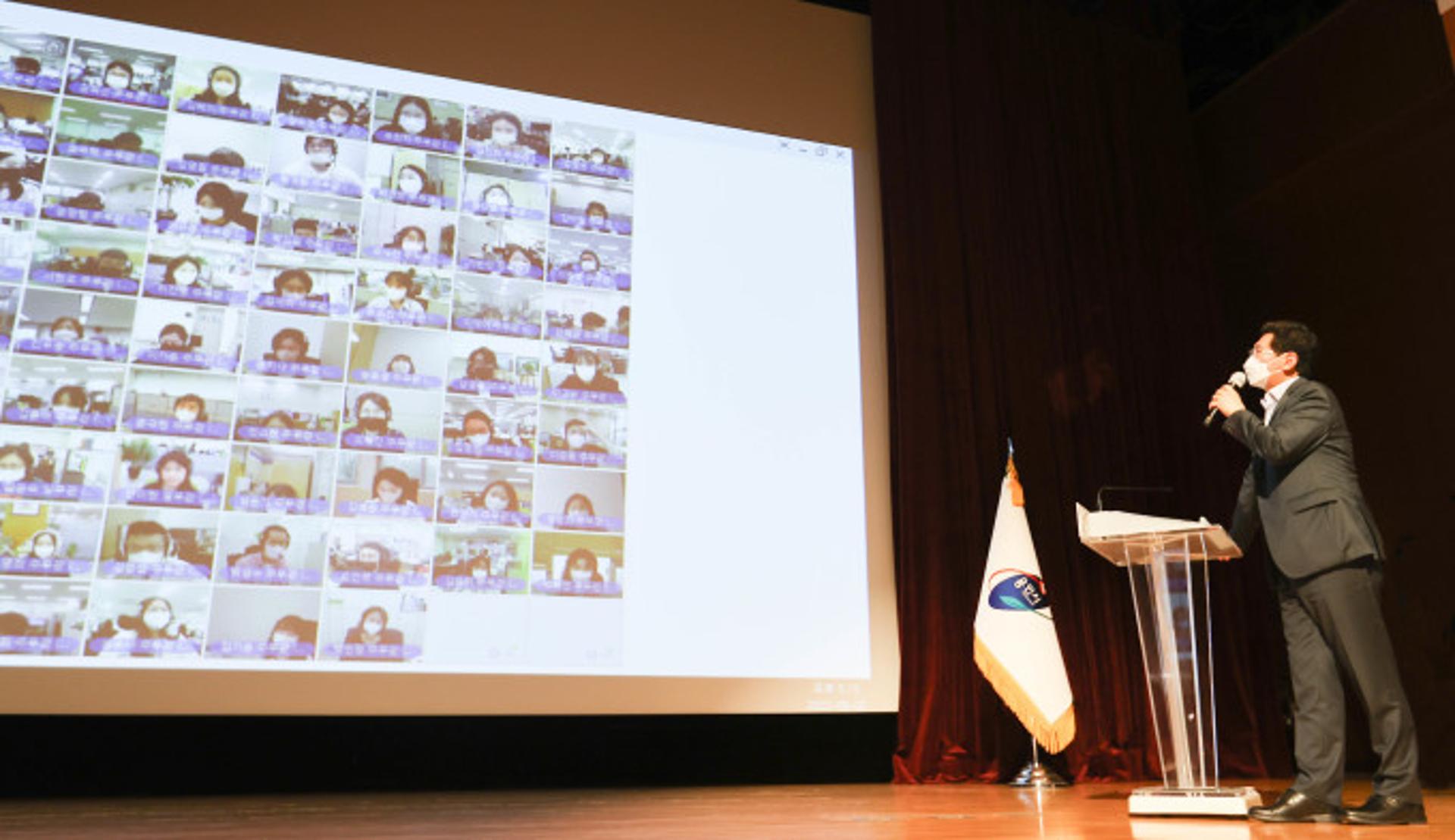 이상일 용인시장, 직원들과 격식 없는 소통…'7급 이하 공직자 70여 명과 격의없는 대화'