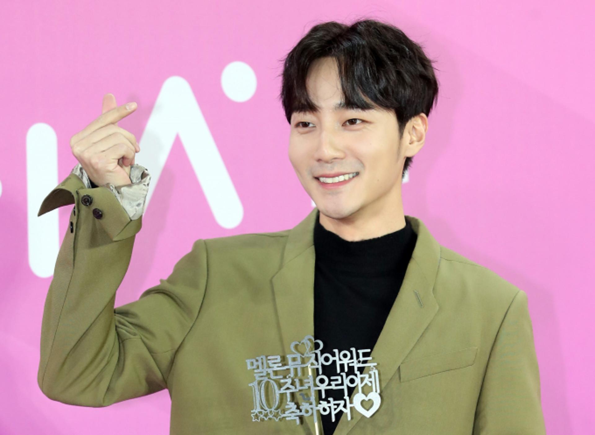 어느덧 서른… '논란→입대' 로이킴, 가요계 컴백하나