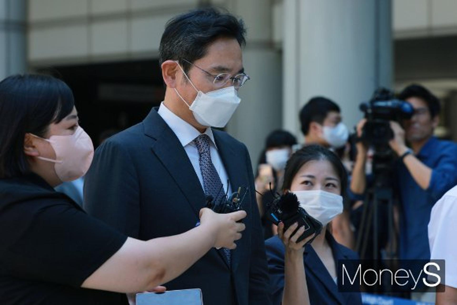 '복권' 이재용 부회장 "국가경제 위해 열심히 뛰겠다"