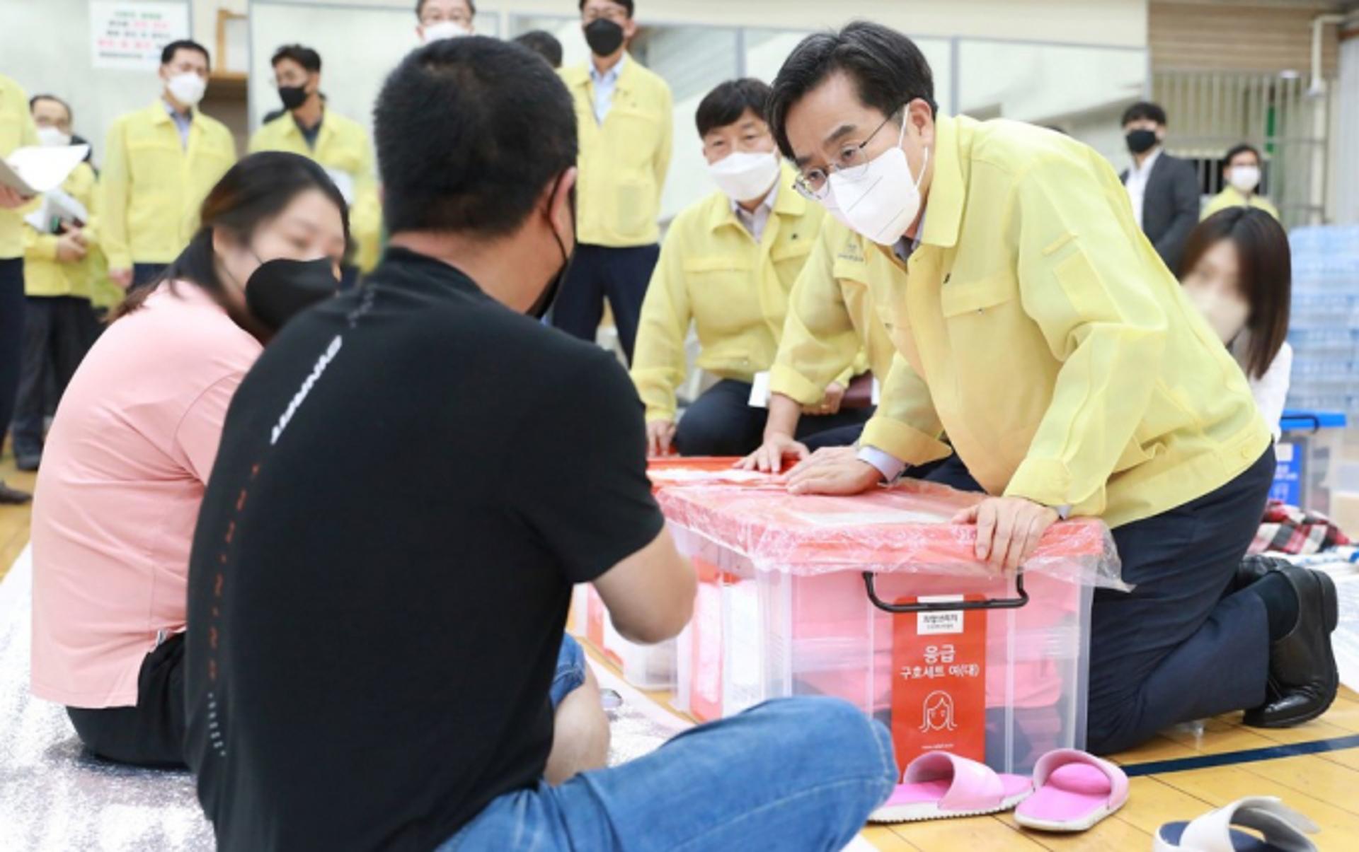 경기도, 반지하주택 긴급대책 마련…재난지원금 우선지급