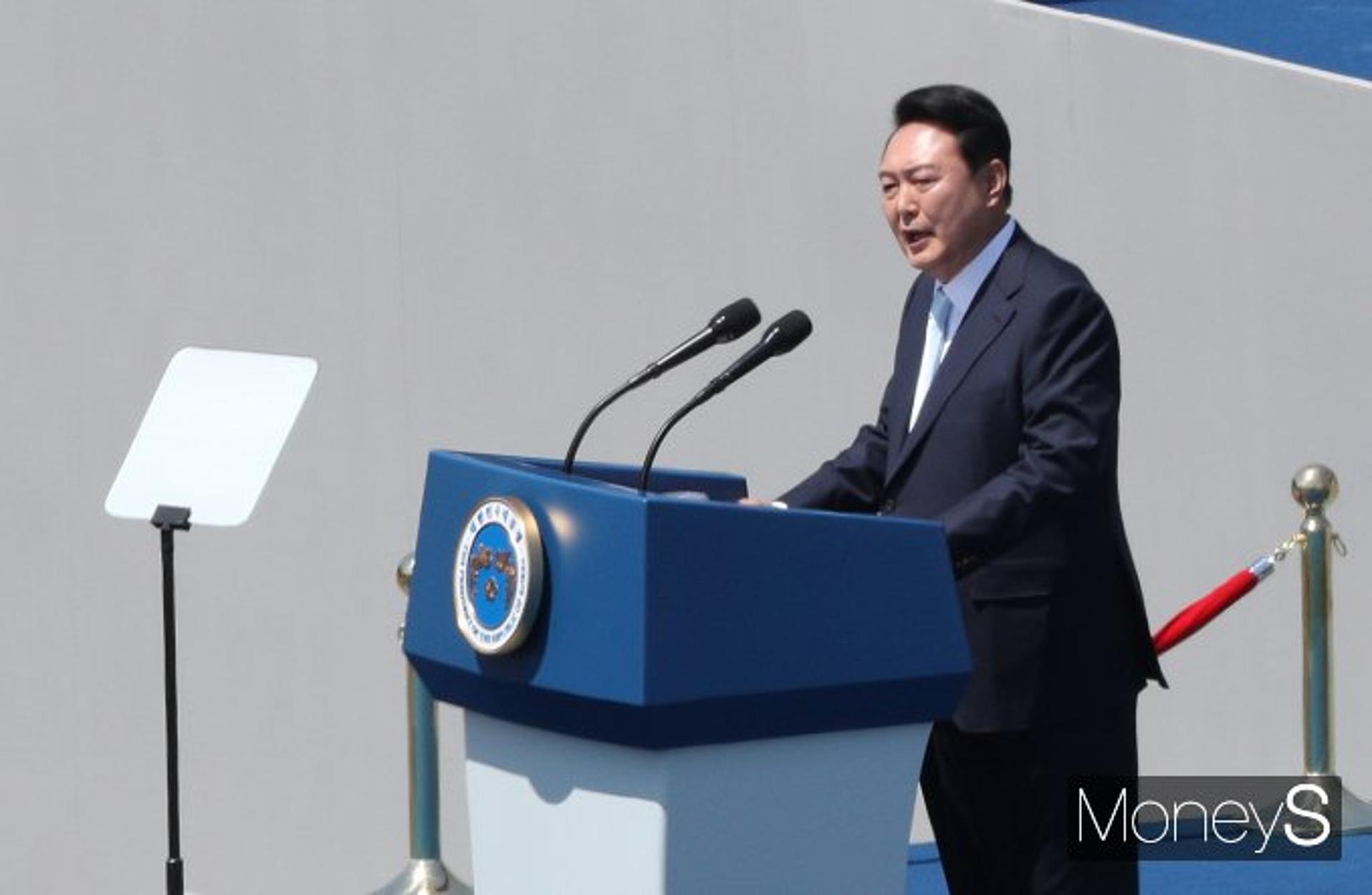 [윤석열 시대 100일] '기업 족쇄' 풀고 경제 활력 제고...법인세 등 인하