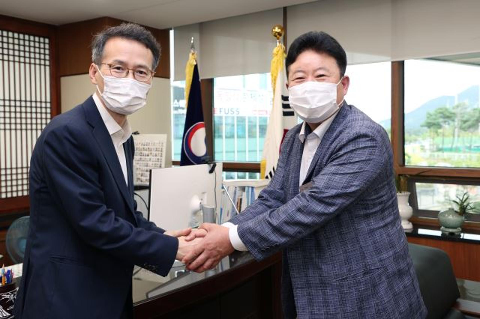 서태원 가평군수, 조희송 한강유역환경청장과 현안 협의