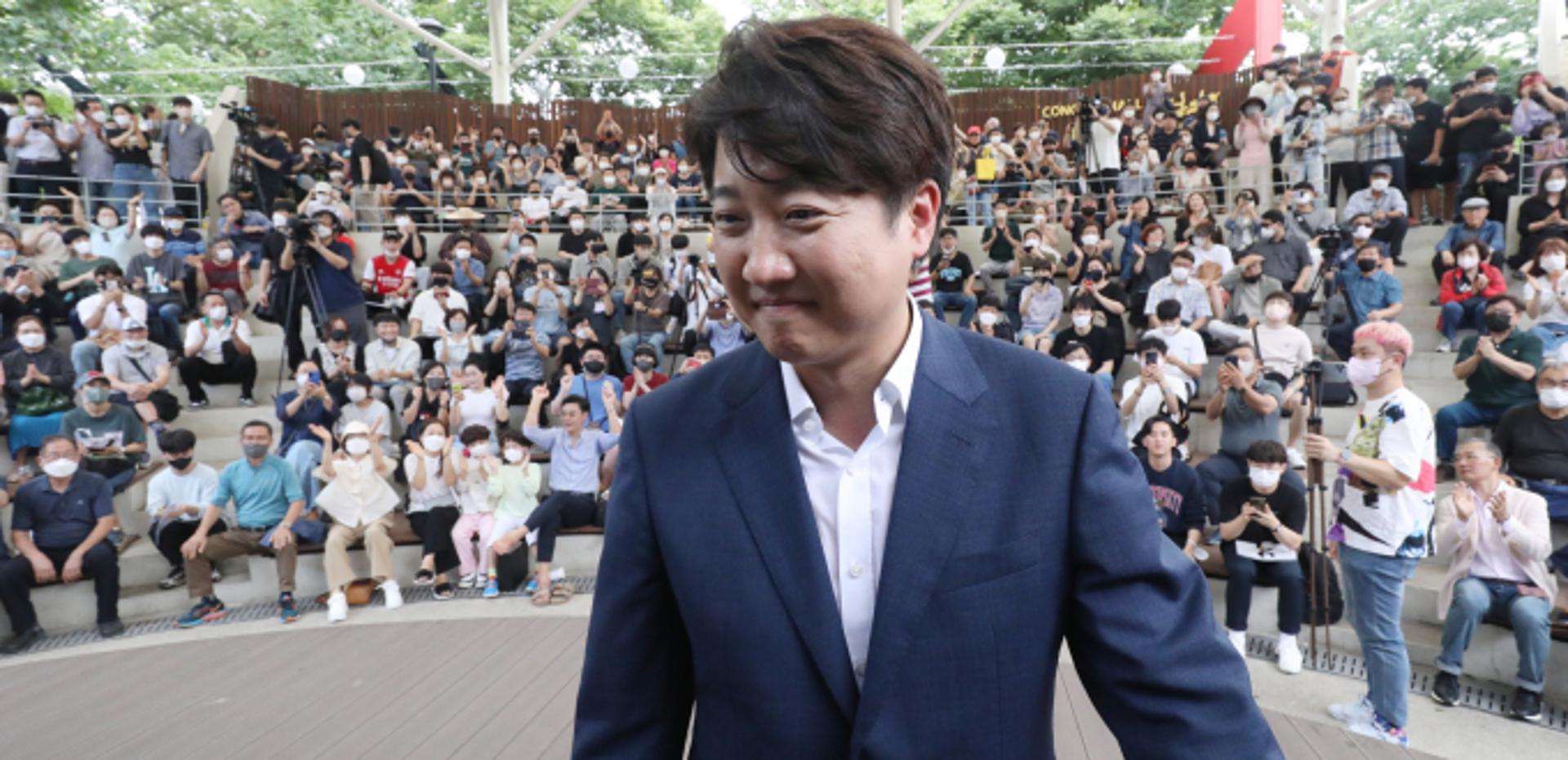이준석 "尹, 많이 위축돼… 한동훈과 내 지지층은 완전히 달라"