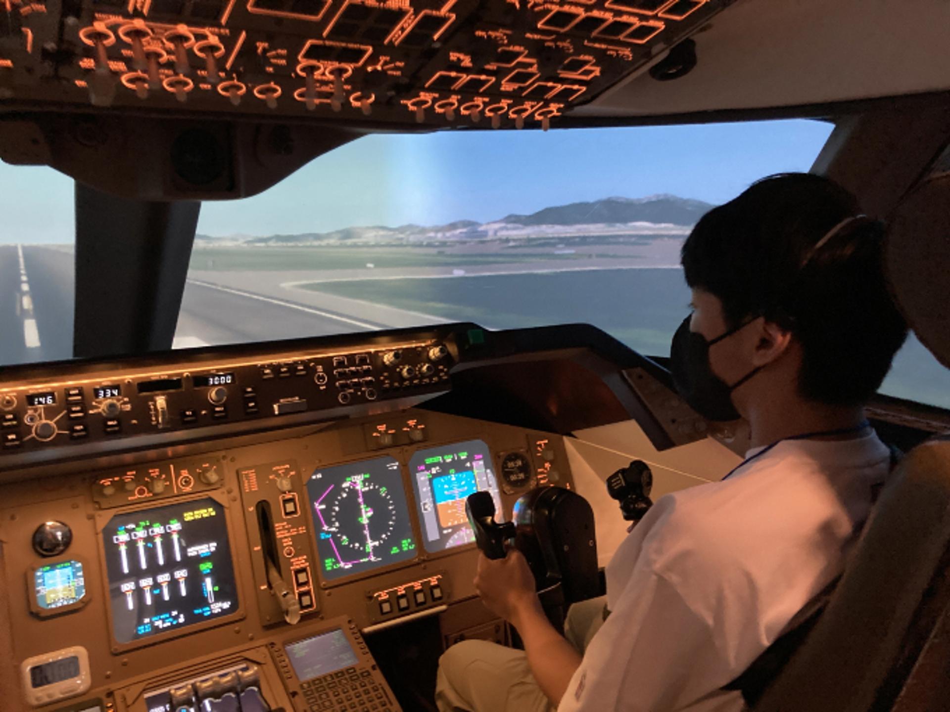 한국공항공사, 포항 청소년에 항공진로체험 기회 제공
