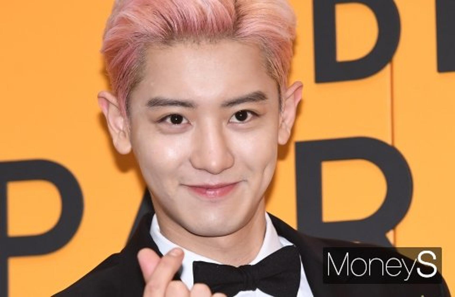 '엑소' 찬열 제대… 팬들 곁으로 돌아온다