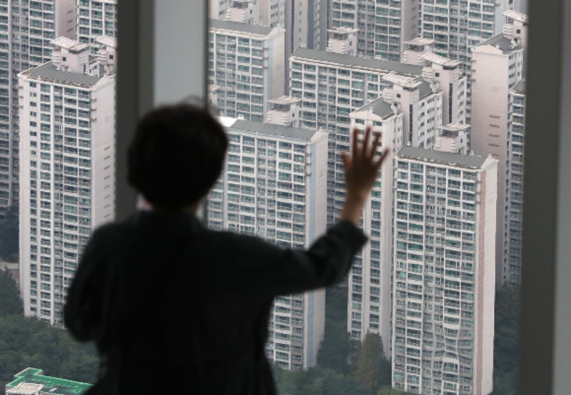 [기준금리 3%시대] 주담대 8% 넘는다… 이자 두배로 '껑충'
