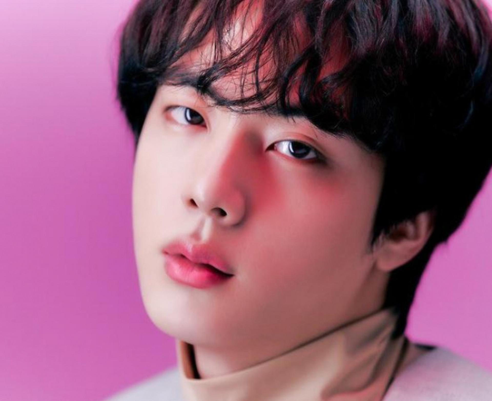 입대 앞둔 BTS 진, 쉴틈 없는 행보