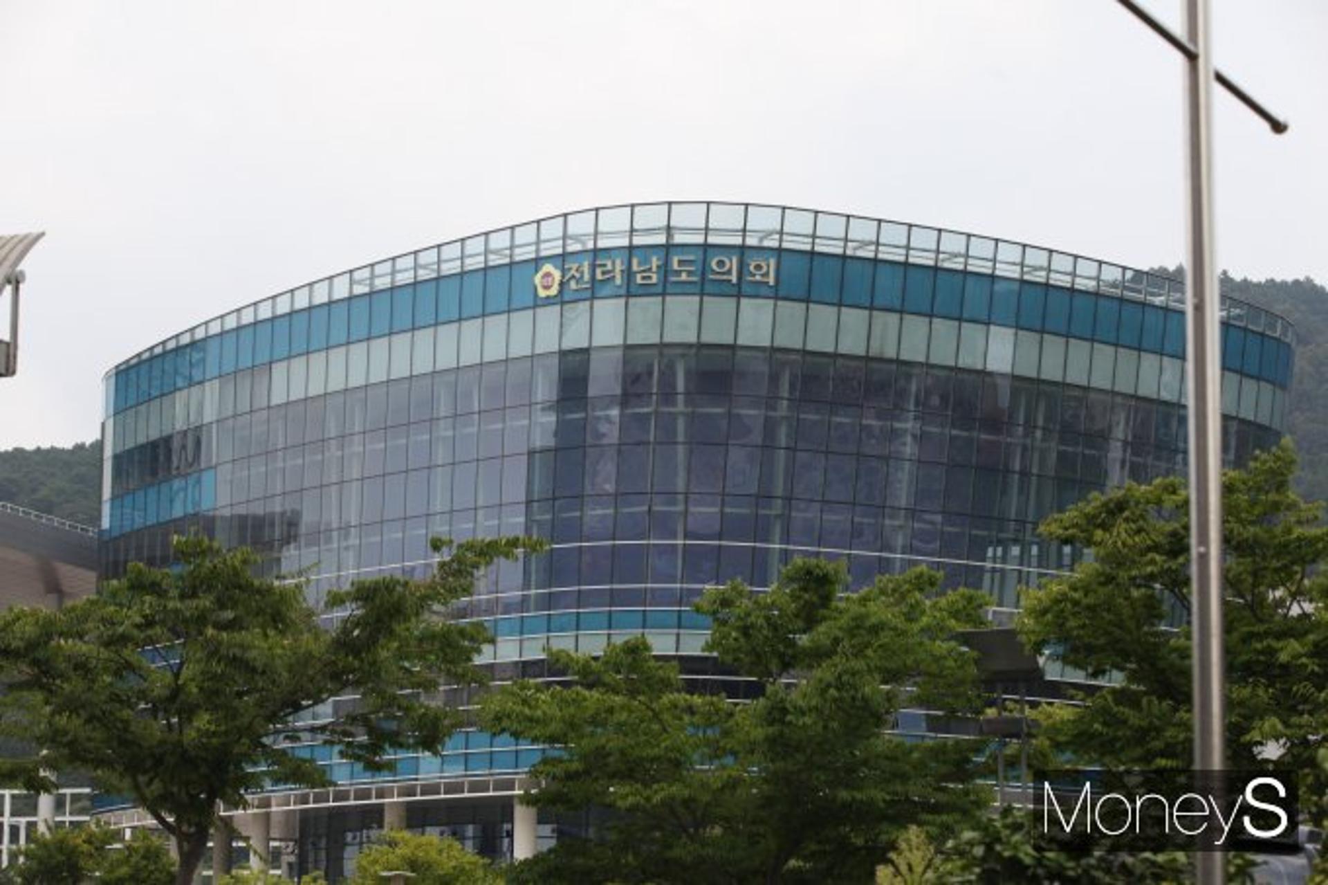전남도의회, 정책지원관 등 '임기제공무원' 18명 채용한다