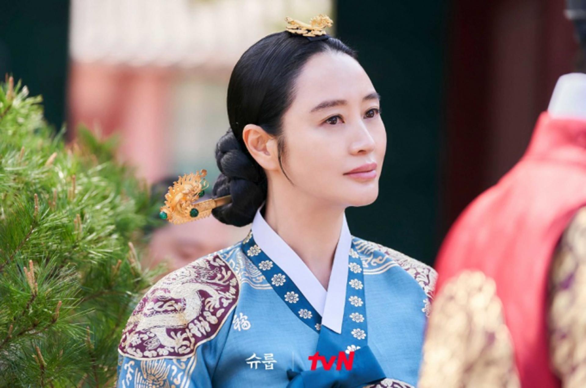 잘나가던 김혜수 '슈룹'… 잡음이 아쉽다[김유림의 연예담]