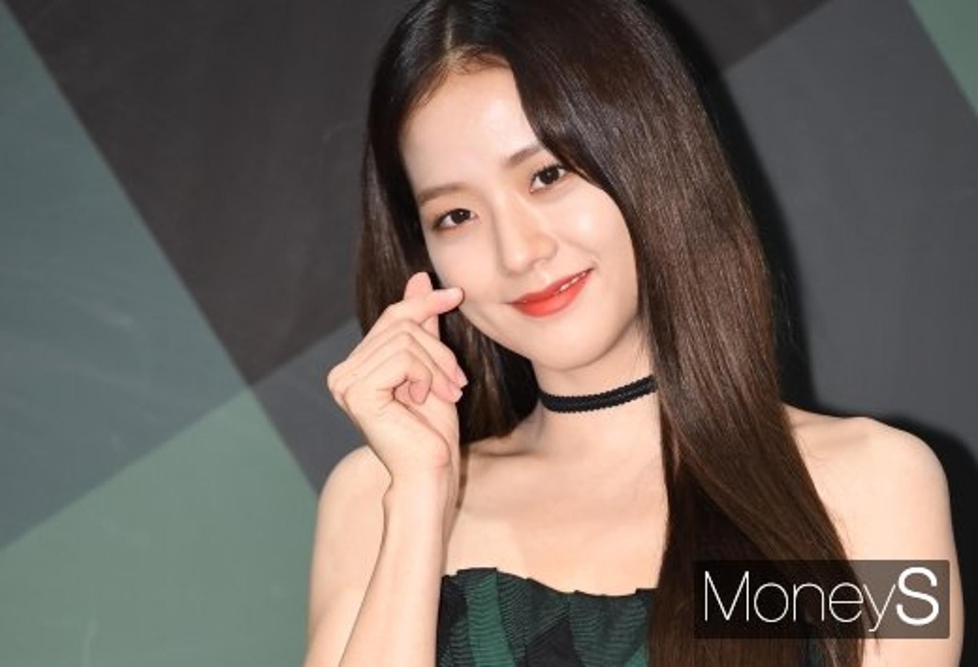 블랙핑크 지수, 건강 이상설?… YG 측 "사실무근, 월드 투어 소화 중"