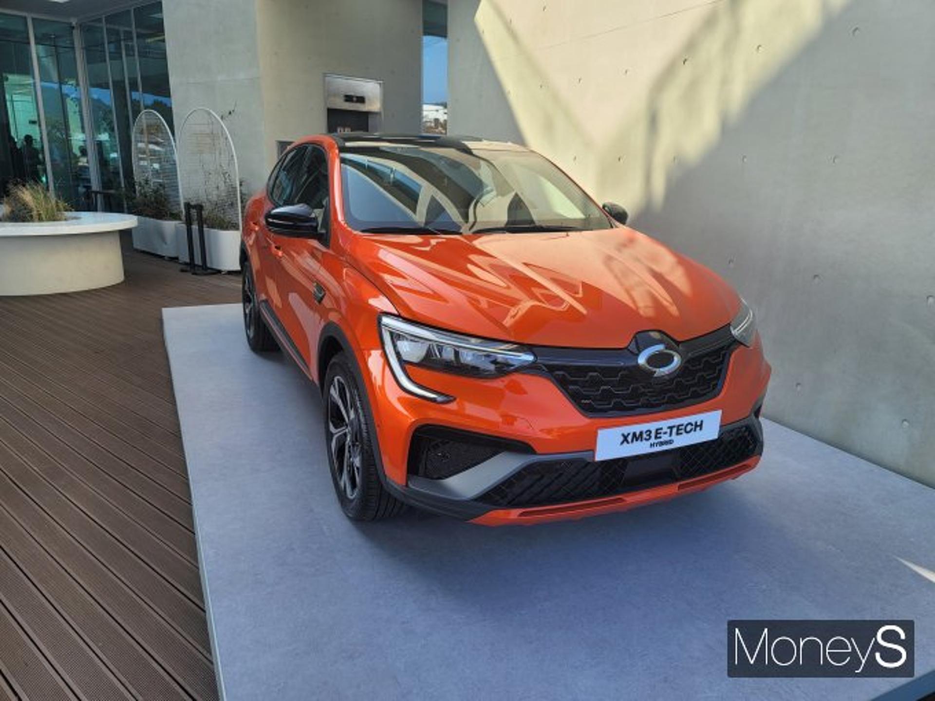 車 기자가 'XM3 E-TECH 하이브리드'에 엄지척 한 이유 보니