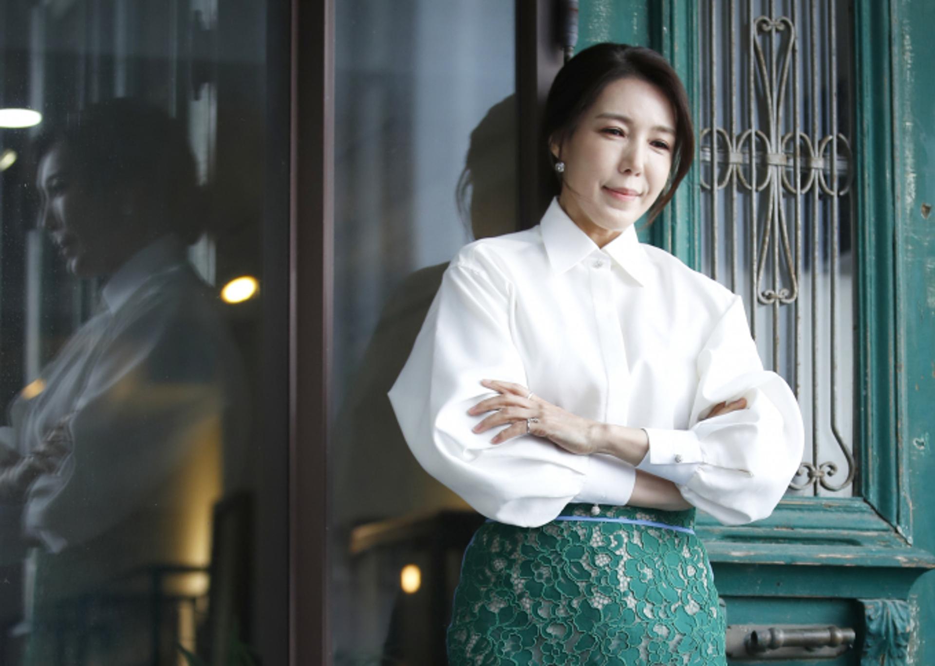 "팔고 10억 올라"… 전수경, 29세에 성수동 한강뷰 집 마련?