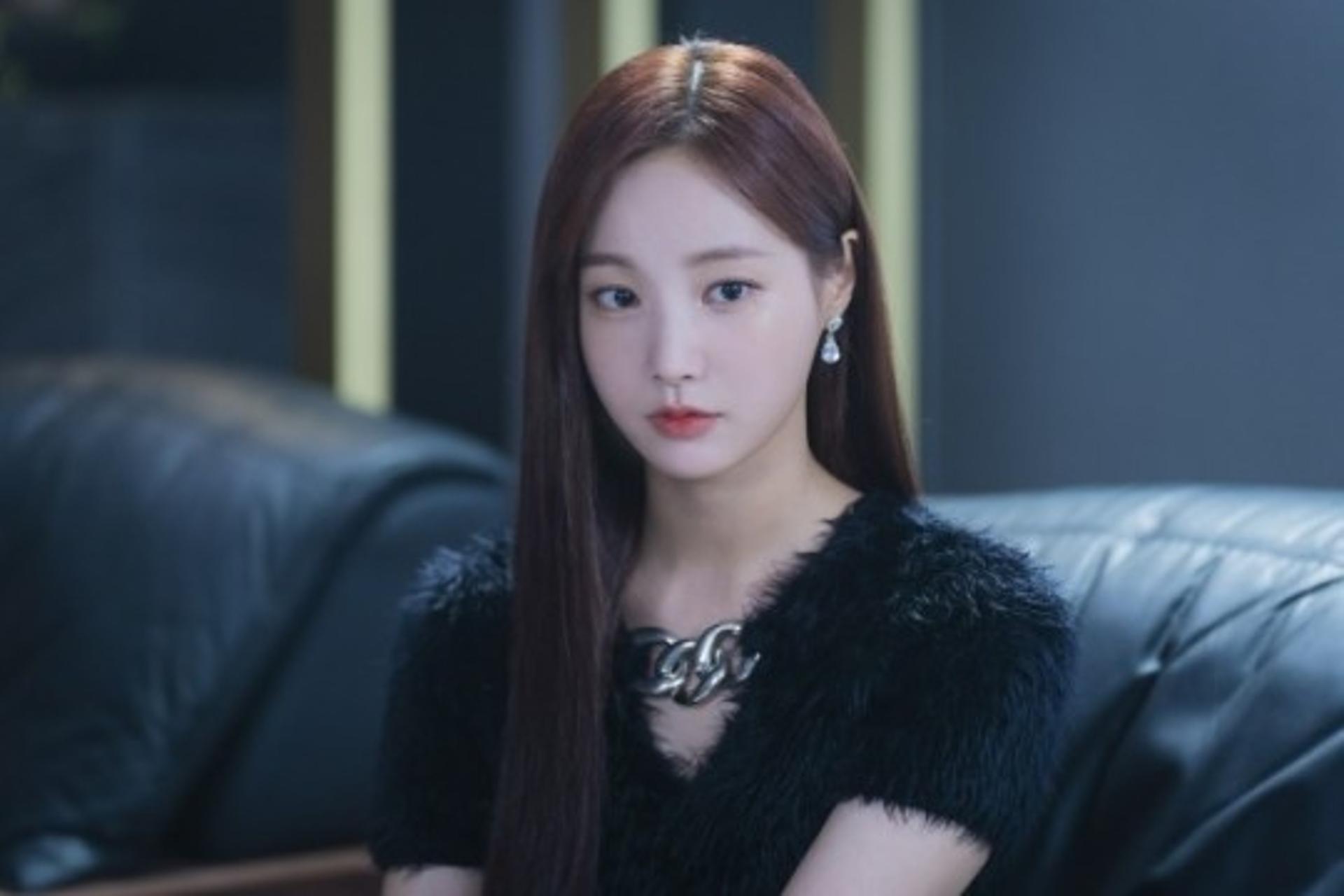 이민호와 열애설… 女배우 "게임으로 친해졌지만, 당황"