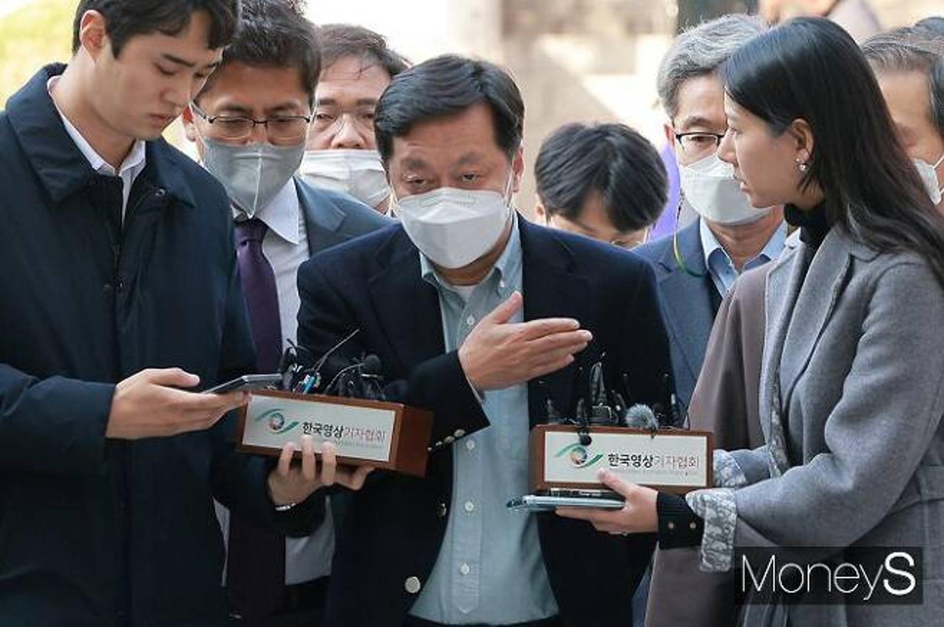 '李 최측근' 정진상 구속… 檢 칼날, 이재명 정조준할까