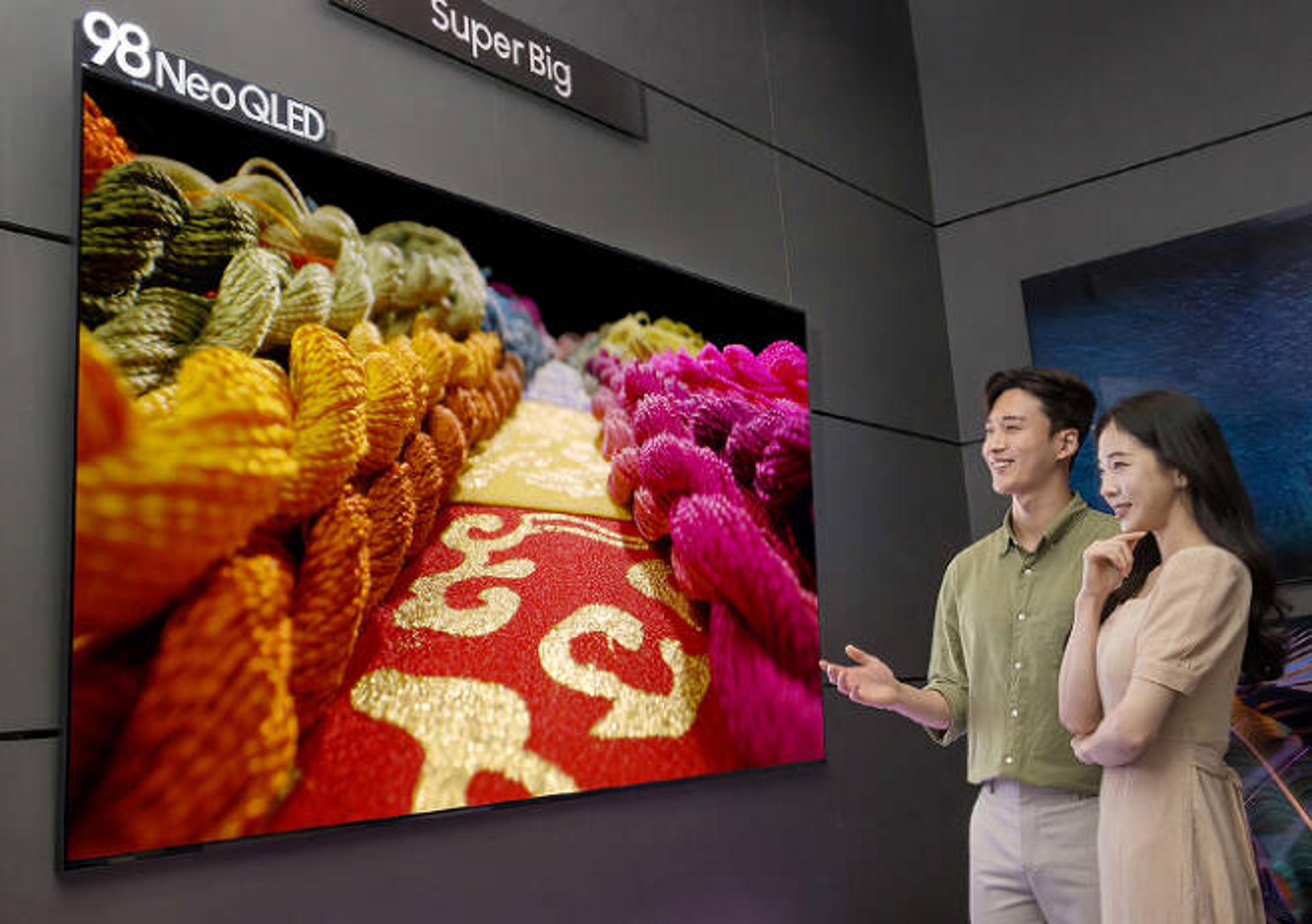 잘 나가는 한국 TV… 전 세계 판매 절반이 '삼성·LG'