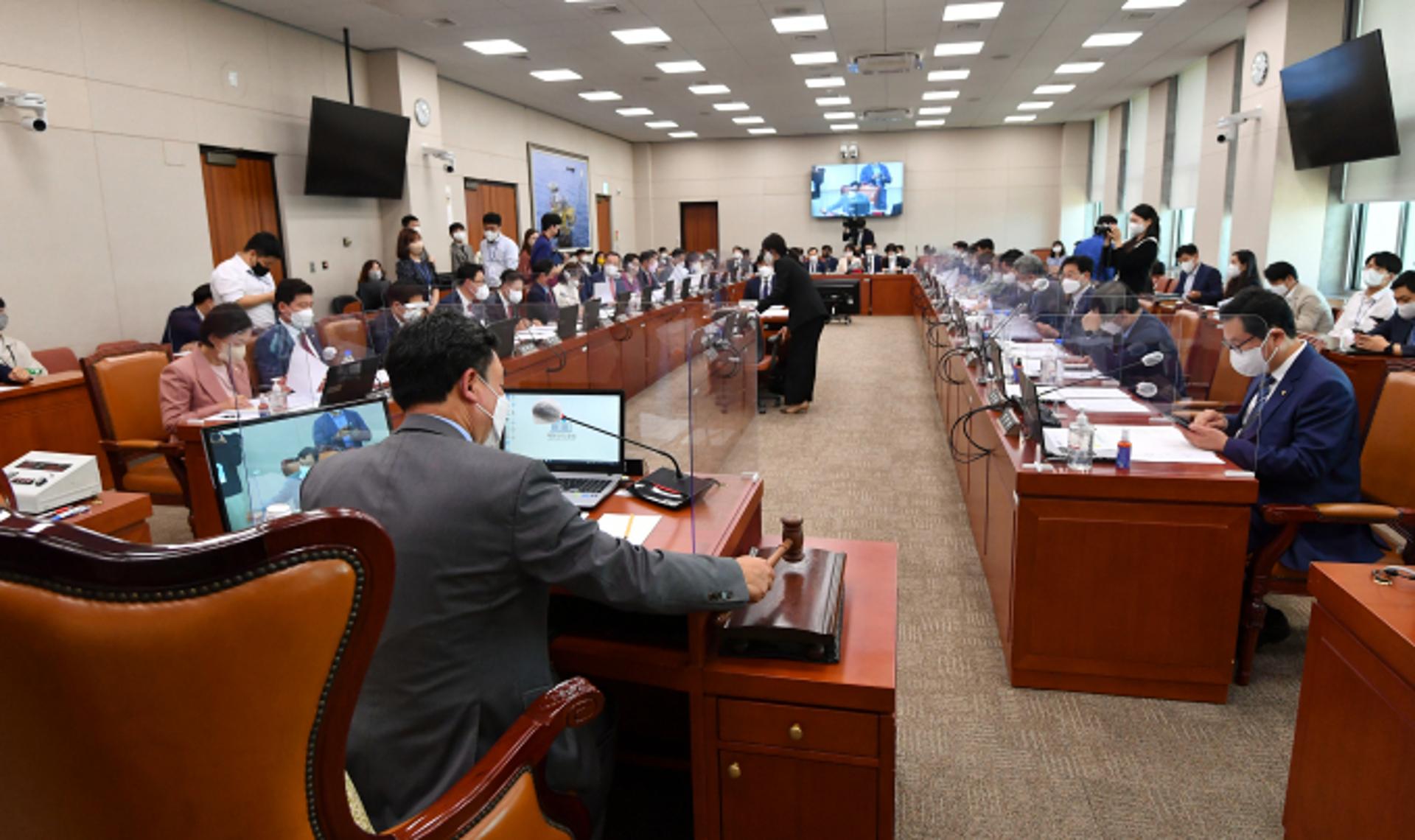 납품단가연동제, 산자위 소위 통과… 경제계 강력 반발