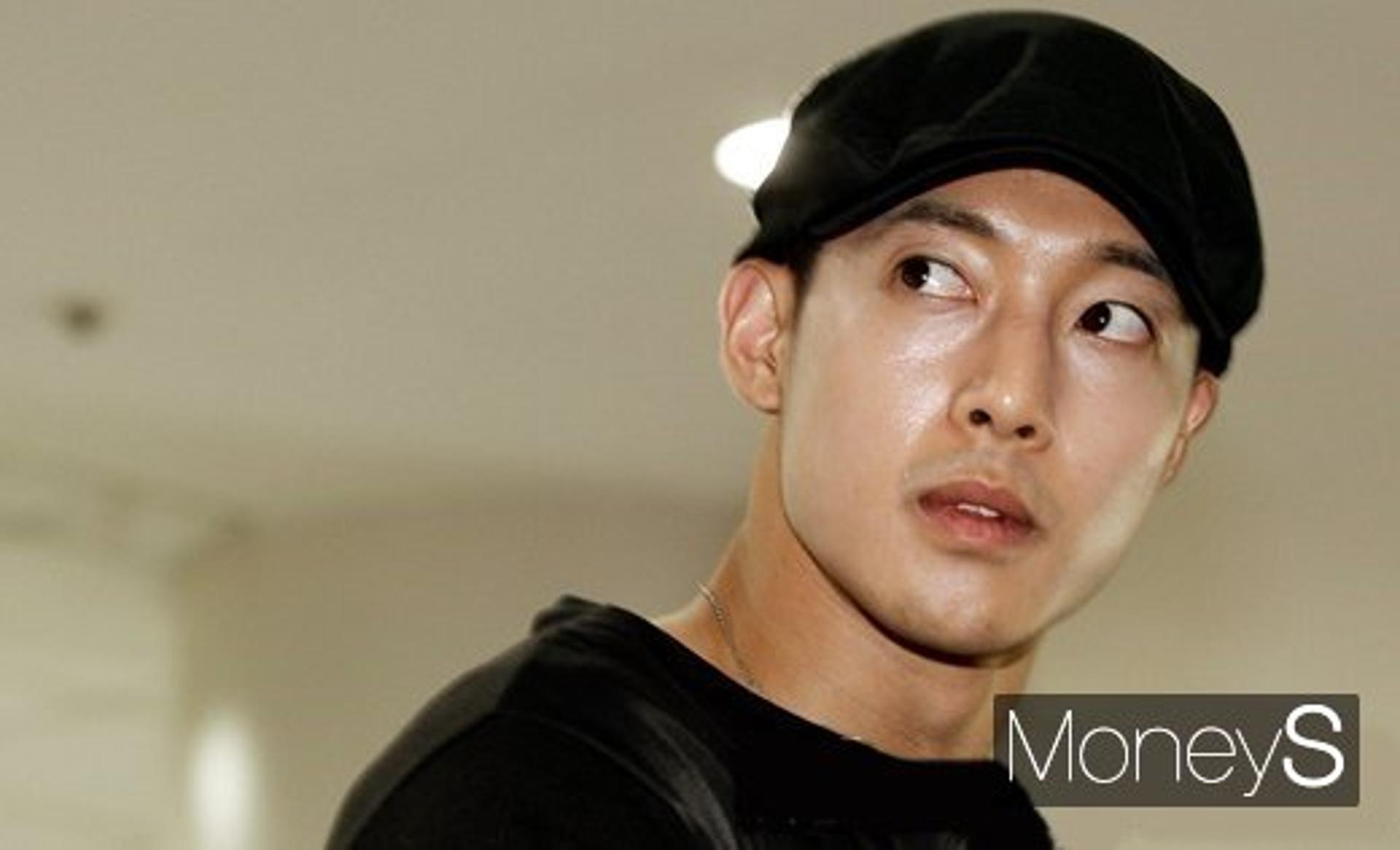 "김현중, 혼외자 양육비 한 푼도 안 줘"… 방송복귀 계산된 수순?