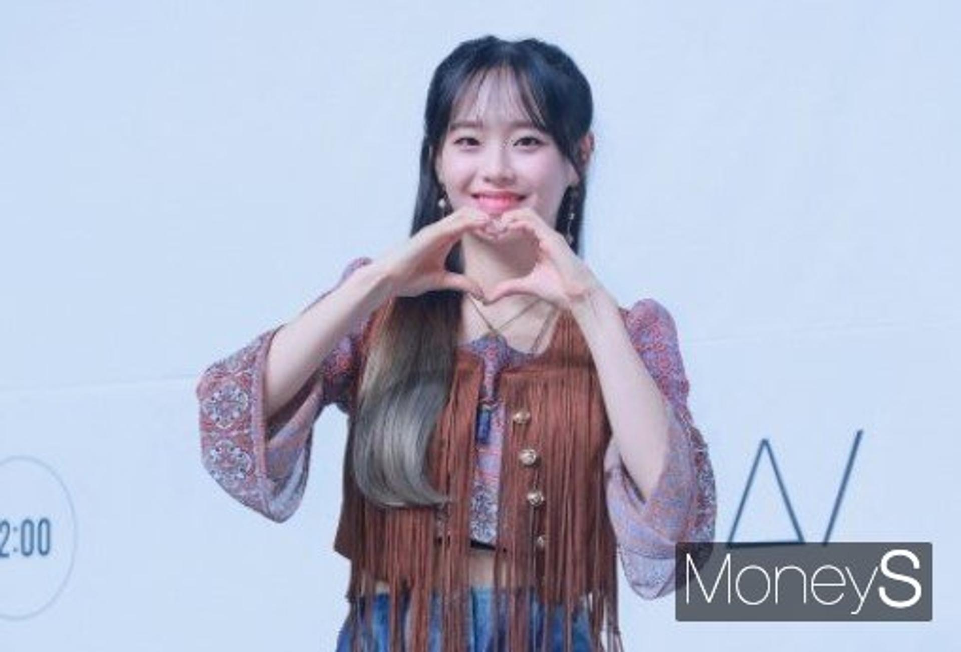 "츄가 갑질? 스태프에 밝고 친절"… 광고주도 응원 나섰다