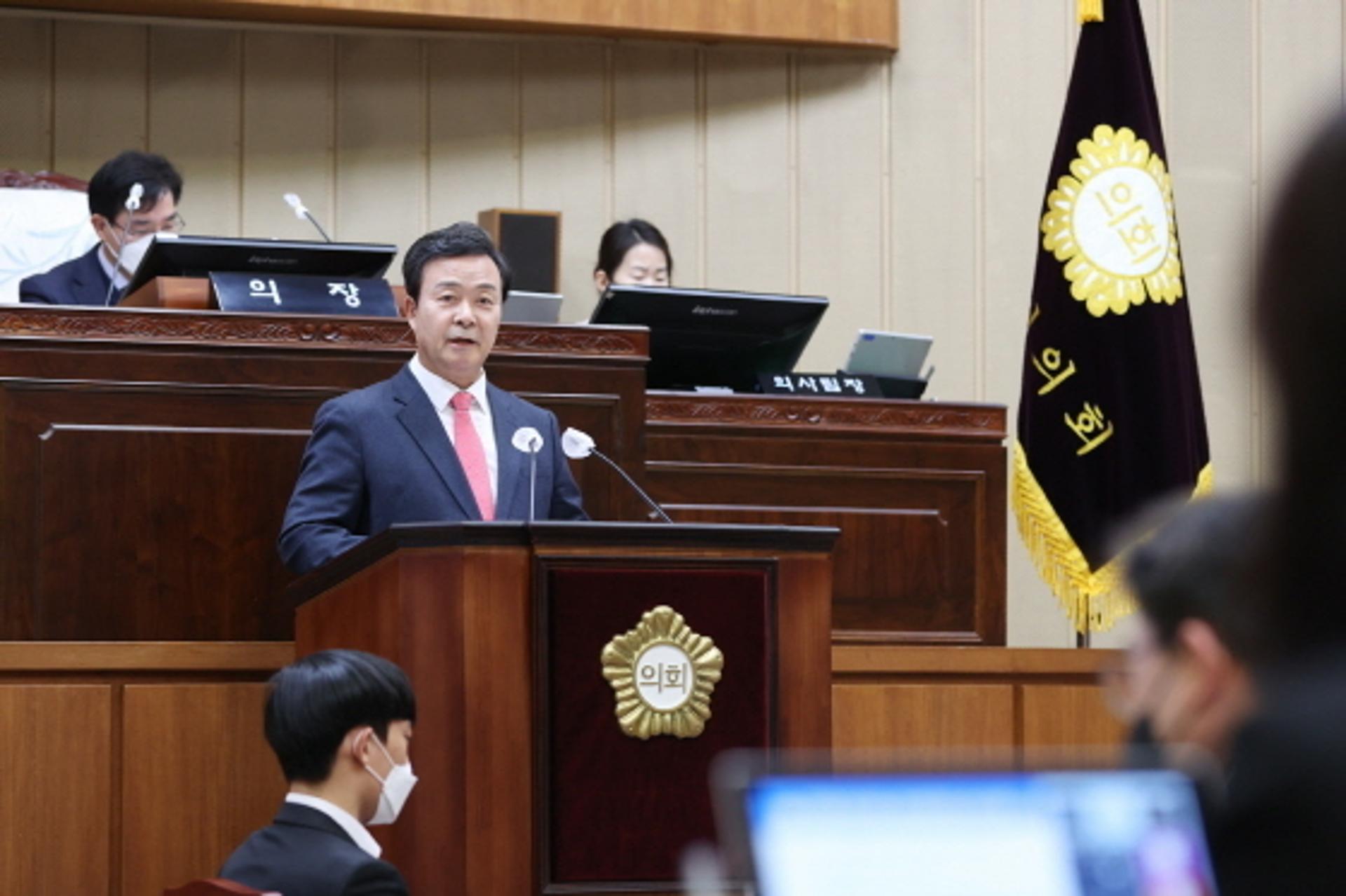 김성제 시장 "교육·복지·문화예술 살아 숨쉬는 희망찬 의왕 건설"