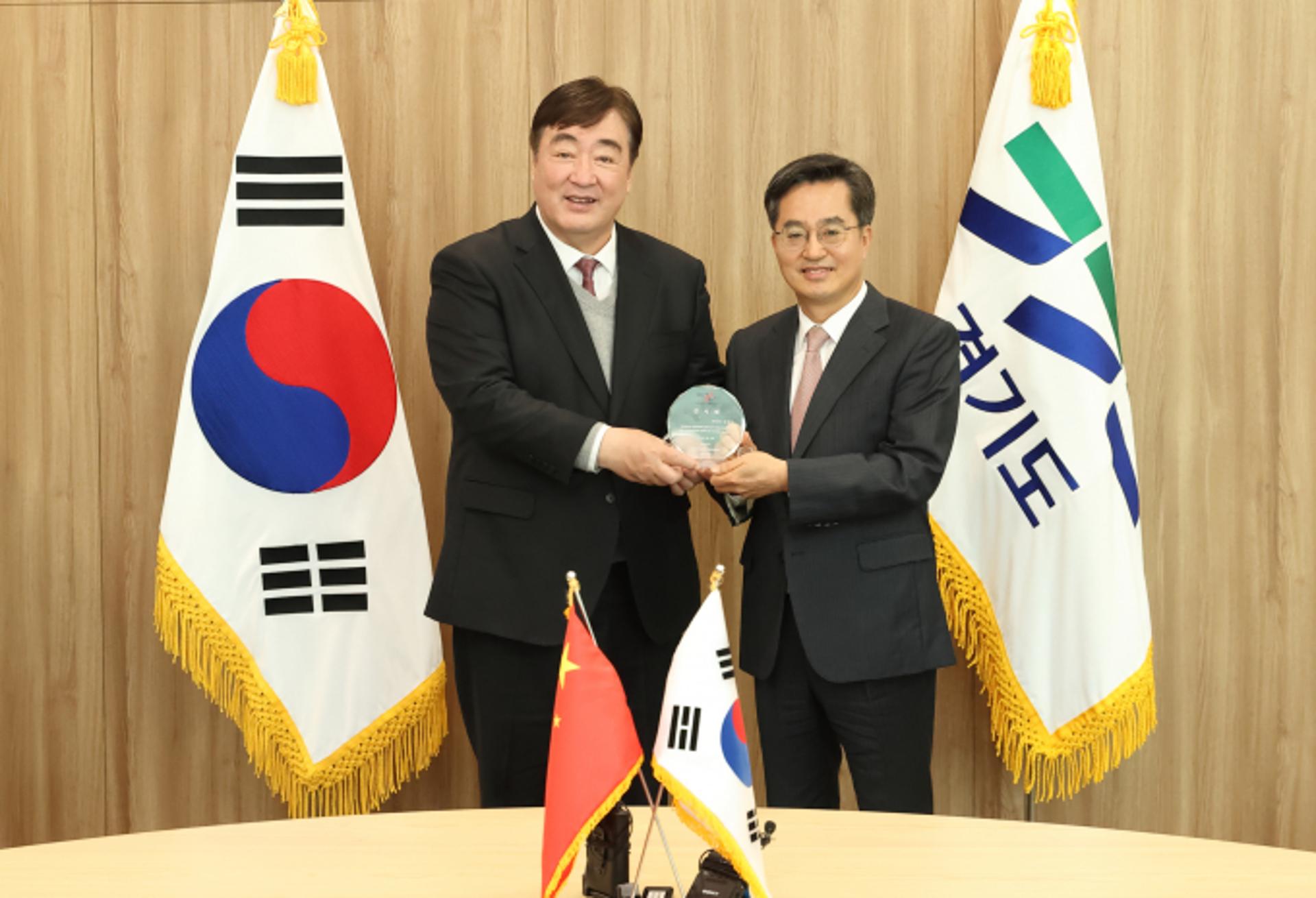 中대사 만난 김동연 "교역·투자 등 모든 분야 협력강화 노력"