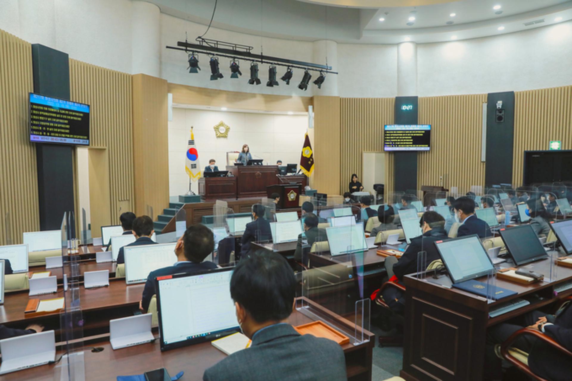 화성시의회, 예산 3조 규모 수정 가결…30억8000만원 감액 조정
