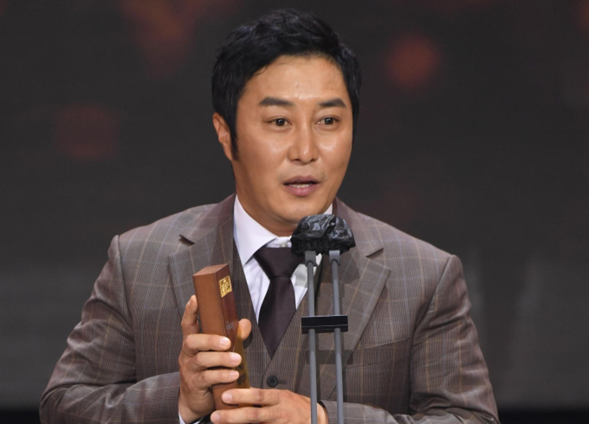 [SBS 연예대상] 김병만, '에코브리티상'… "수익 안되는 방송이지만"