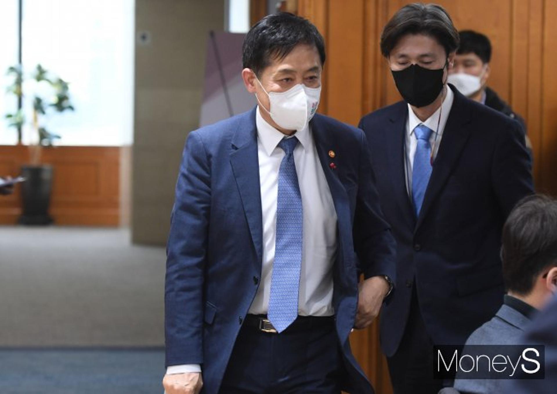김주현 "금융위 결정이 정부의 뜻"… 우리금융, CEO인사 속도낼까