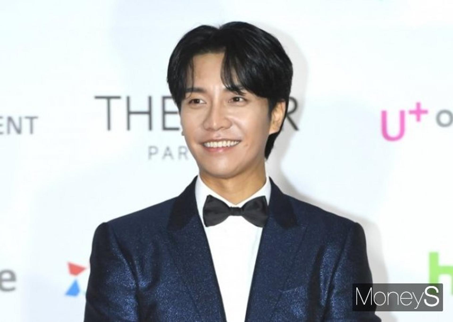 광고 모델료도 편취… 이승기 "권진영 대표·후크 전현직 이사 고소"
