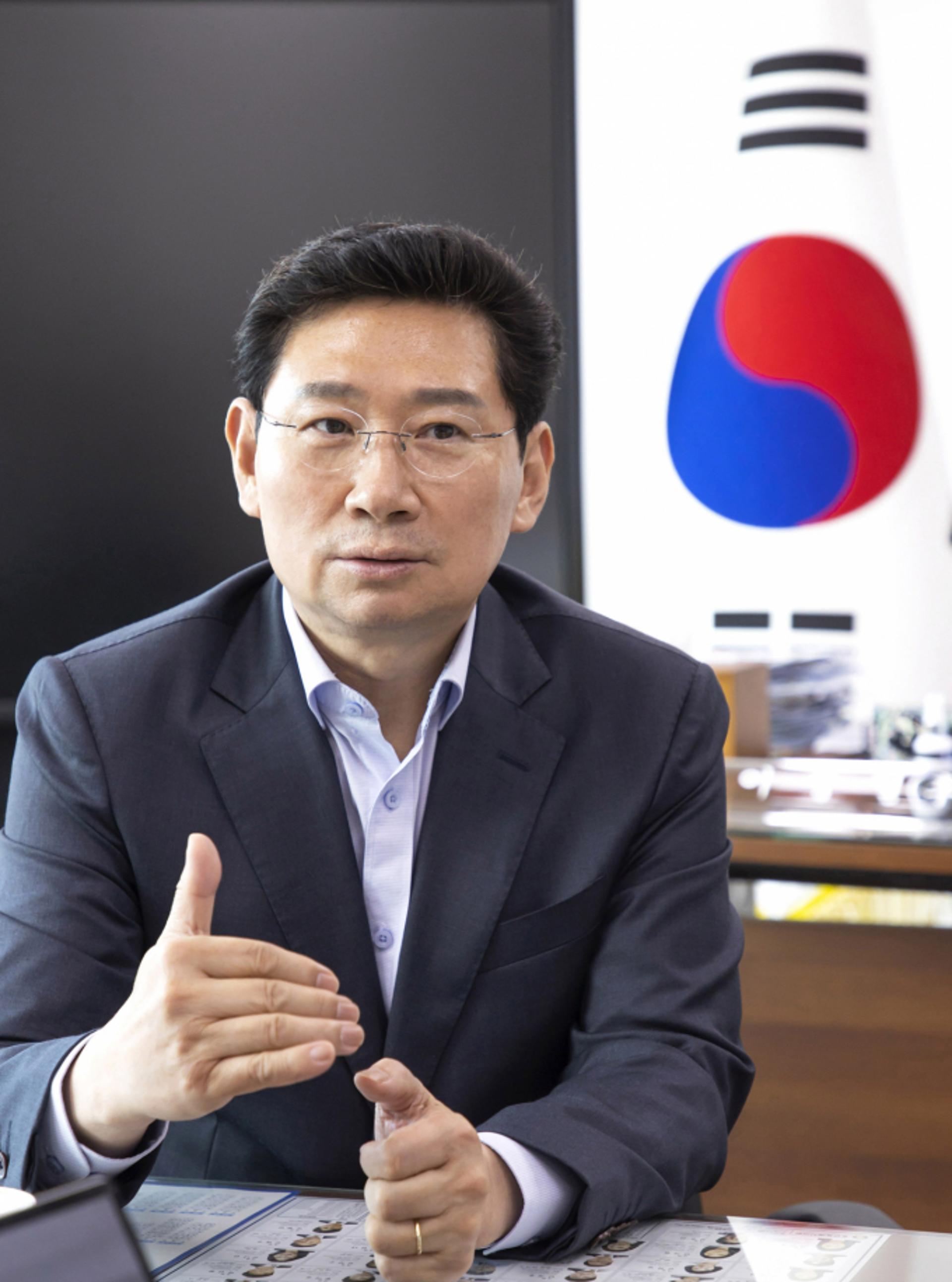 이상일 용인특례시장, 오광환 당선인 축하… "체육회 발전 힘써달라"