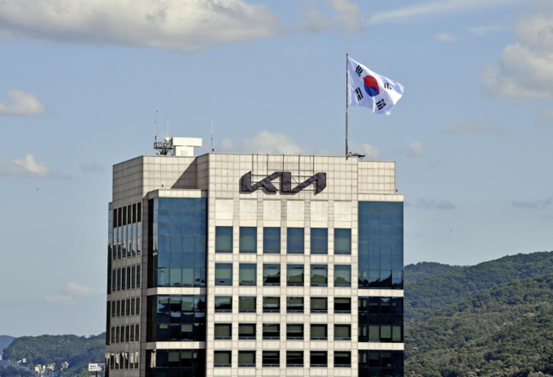 지난해 기아 판매 효자는 SUV… 스포티지·셀토스·쏘렌토만 100만대 육박