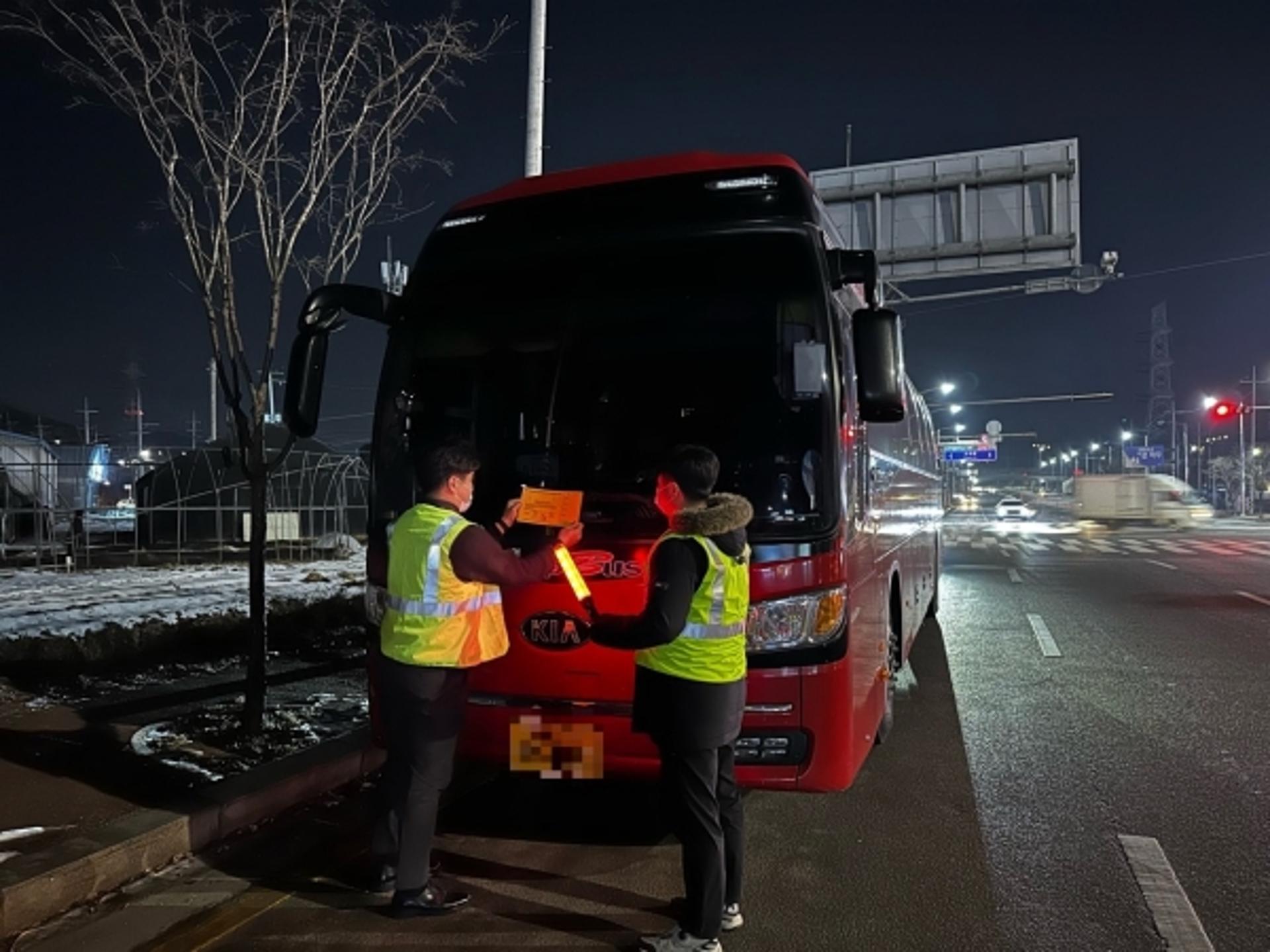 파주시, 전세버스 차고지외 '밤샘주차' 연간단속…안전확보 나서